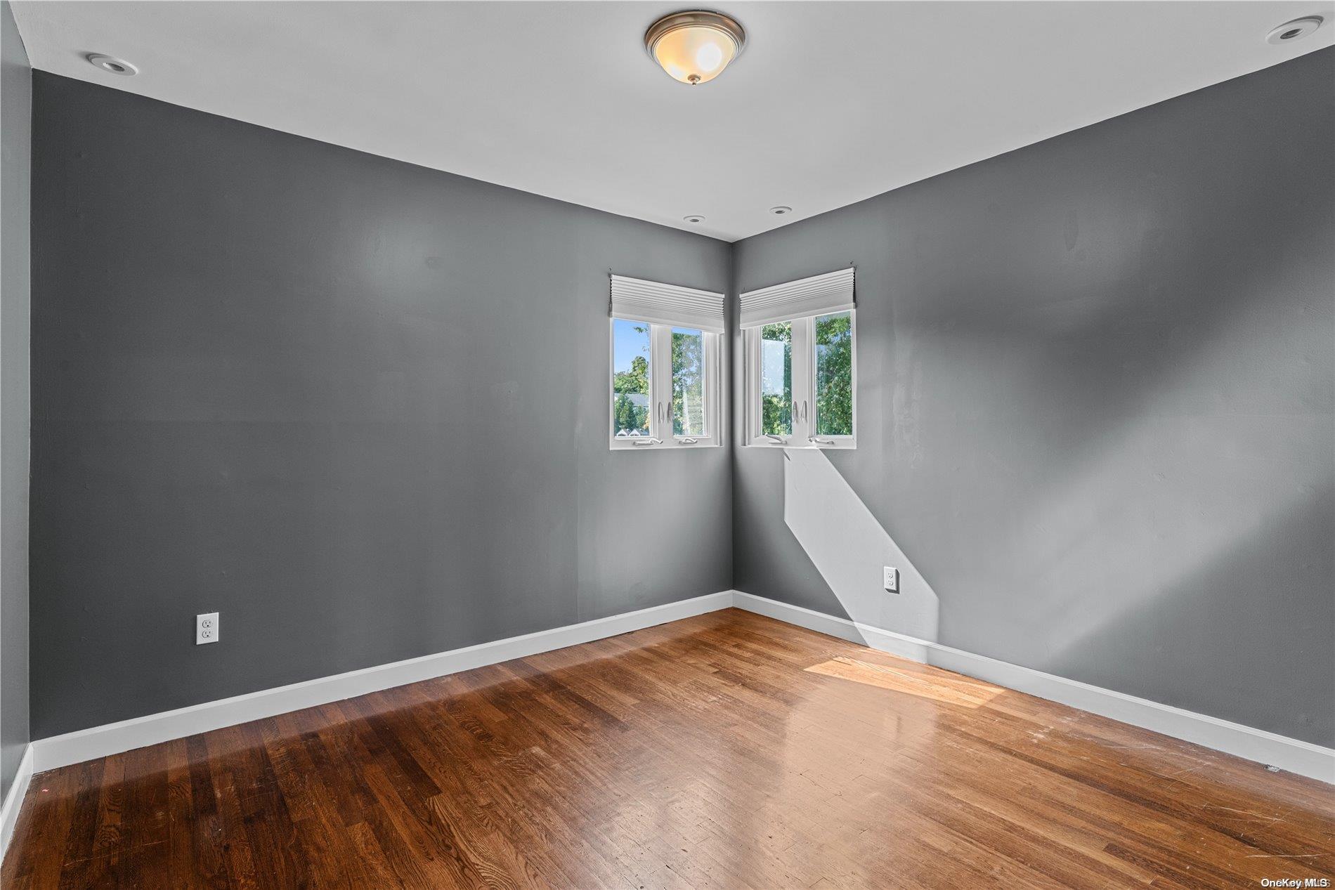 3300 Parkway Drive Property Photo 15