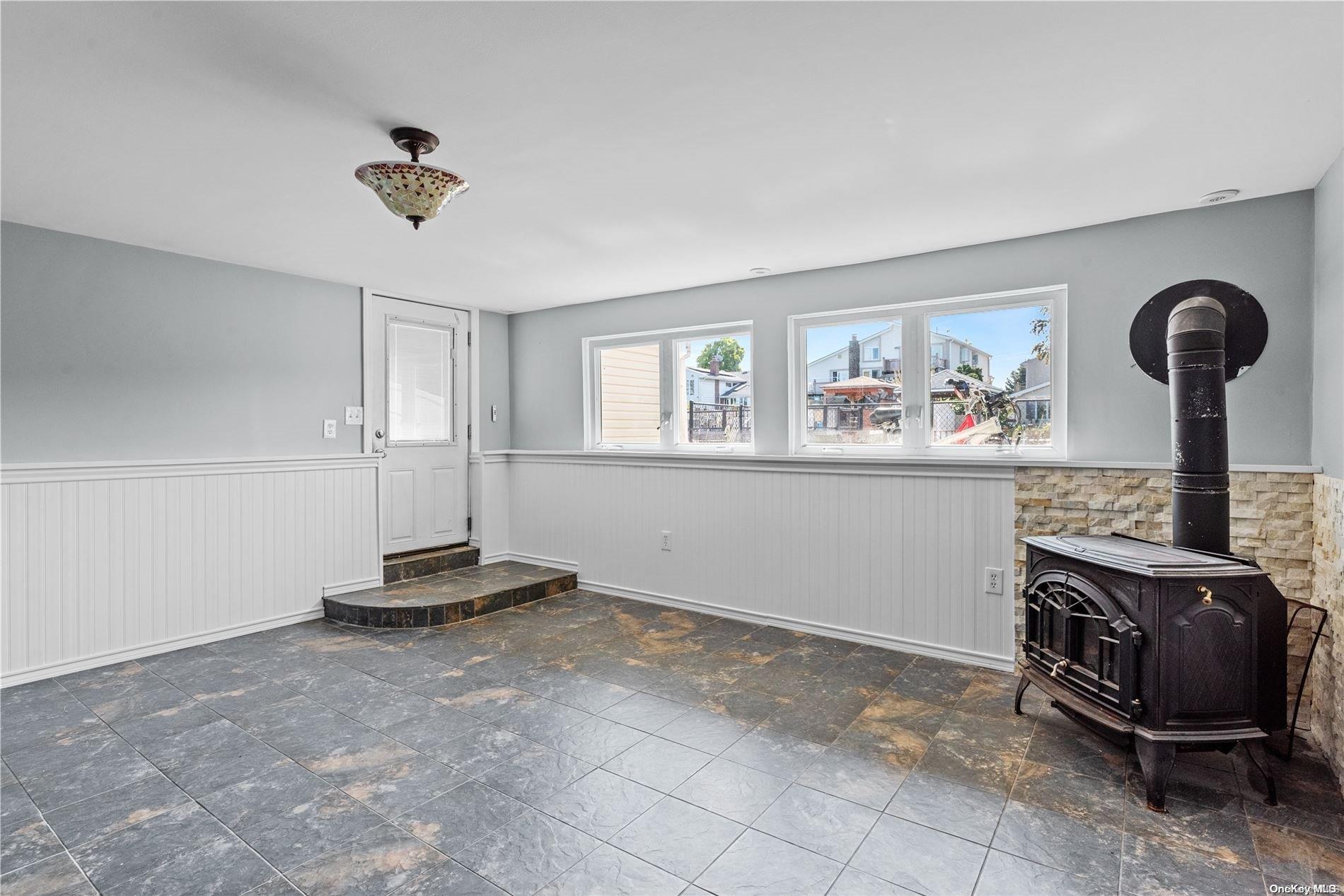 3300 Parkway Drive Property Photo 17