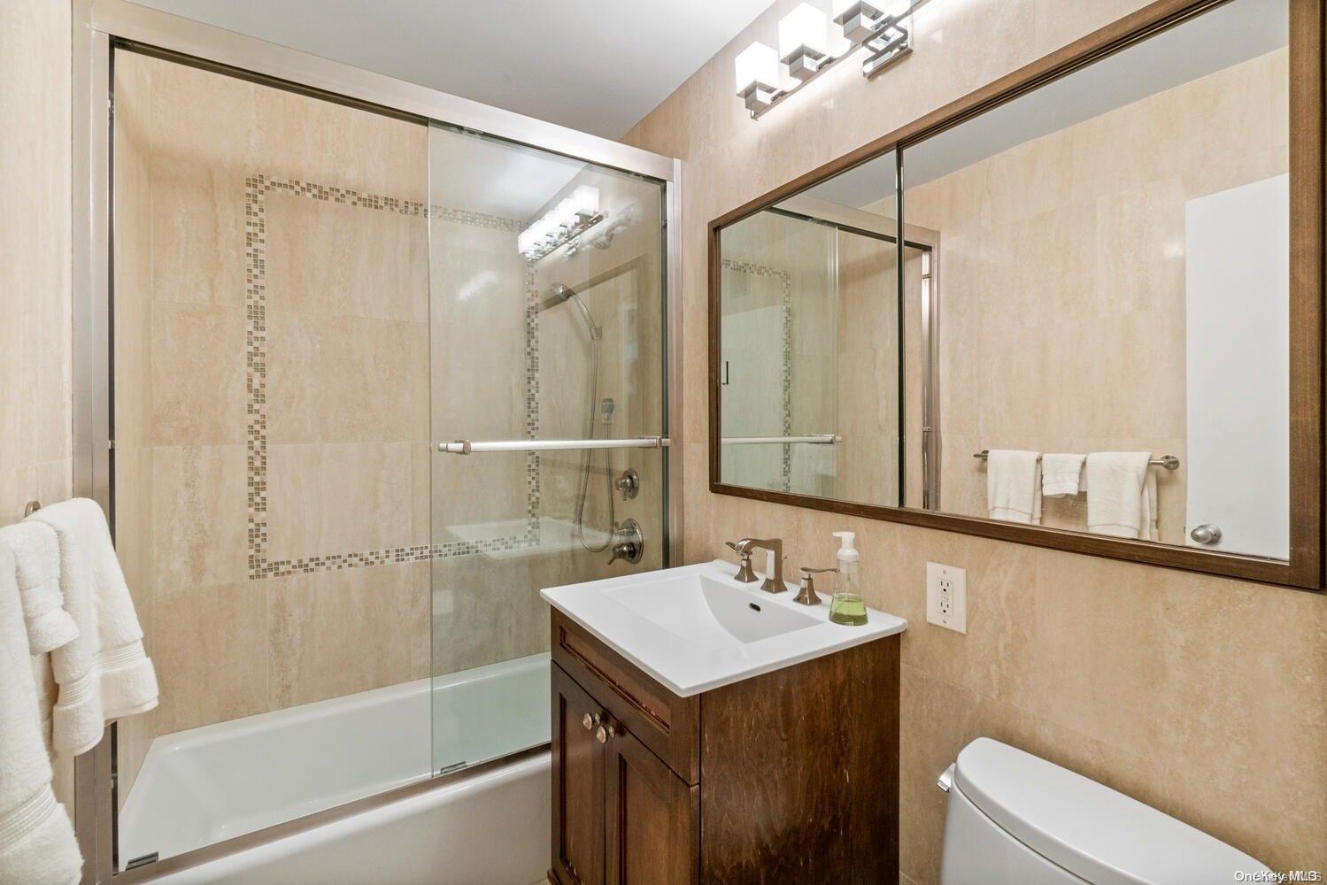18-05 215 Street 8g Property Photo 13