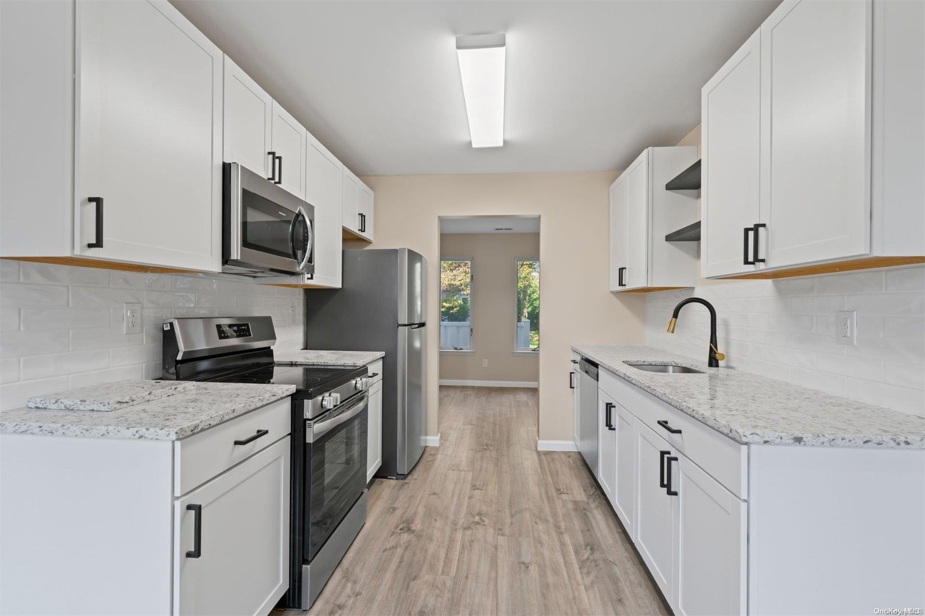 221 W Elton Court 221 Property Photo 10