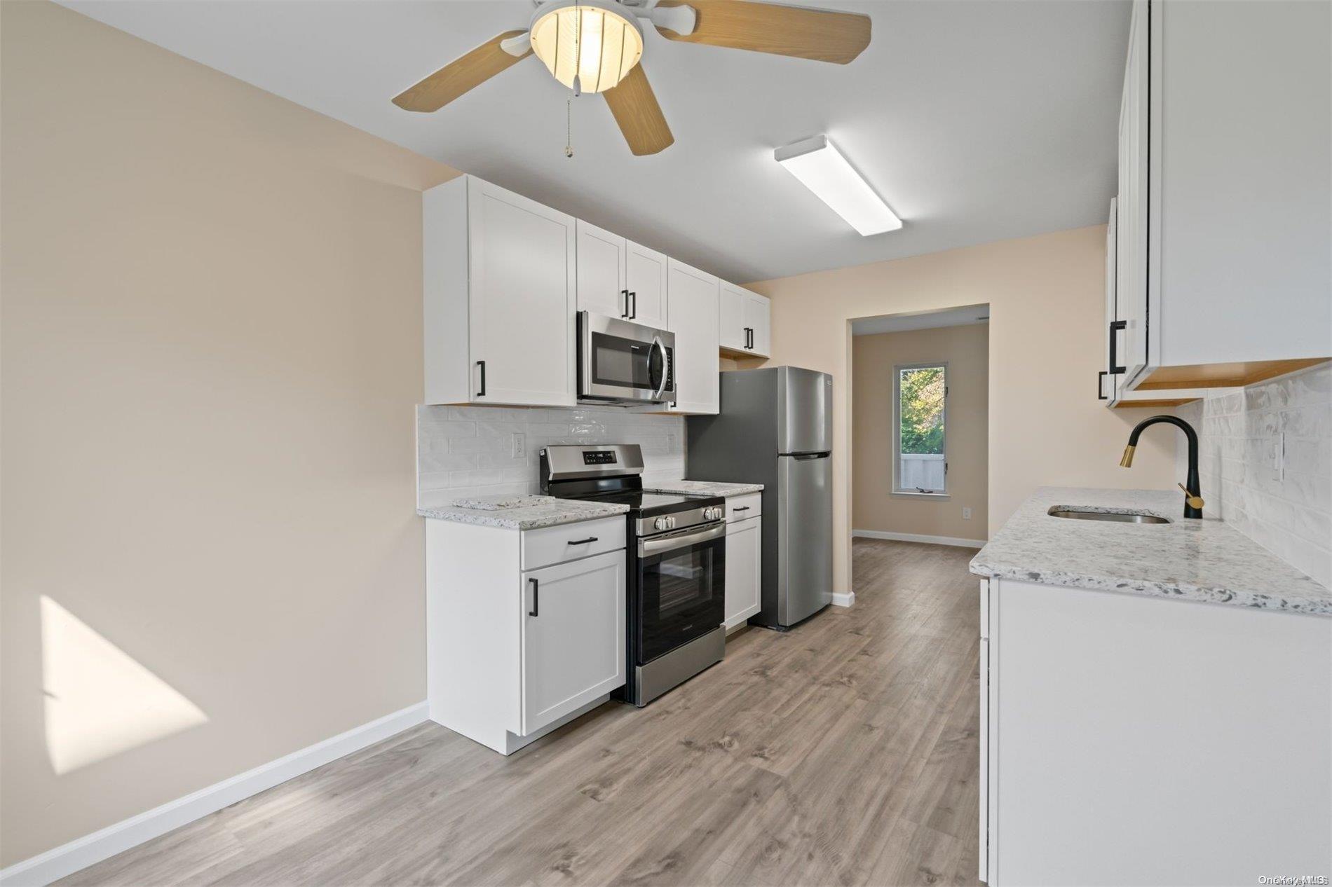 221 W Elton Court 221 Property Photo 12