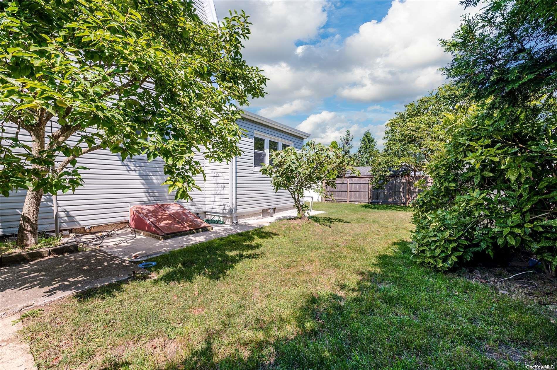 223 Hickox Avenue Property Photo 29