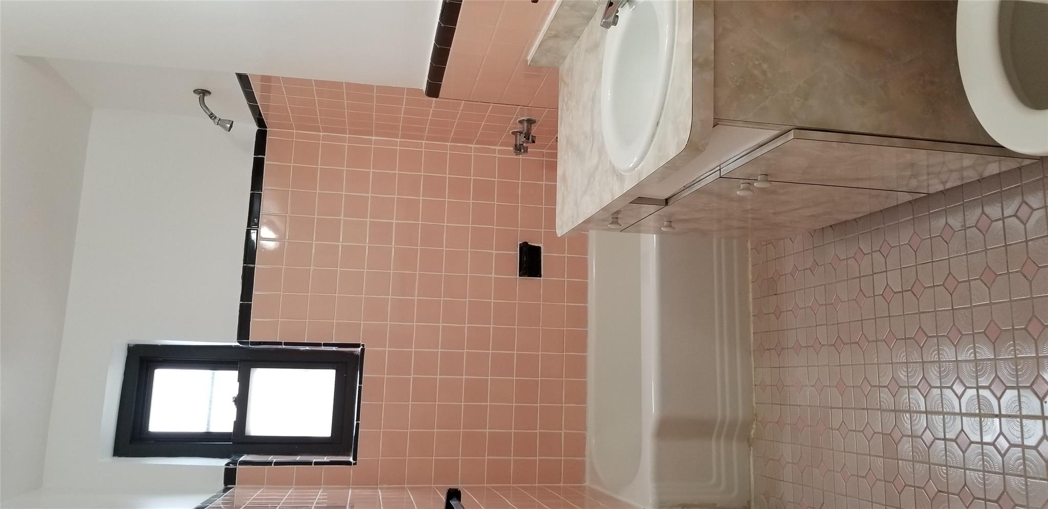 32-20 92 Street D507 Property Photo 10