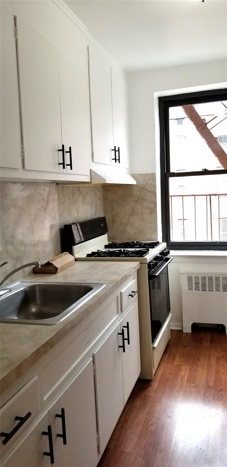 32-20 92 Street D507 Property Photo 11