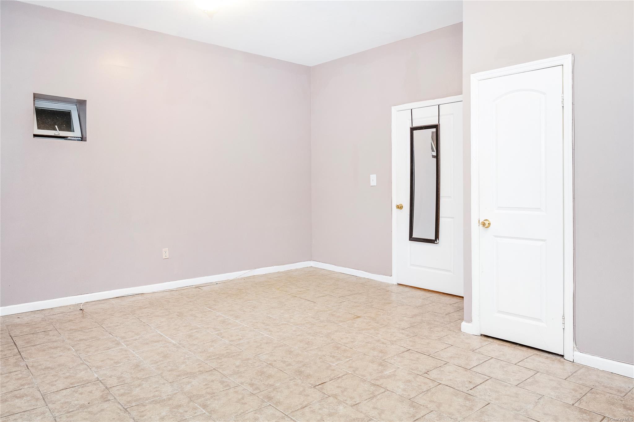 197-21 Carpenter Avenue 1g Property Photo 14