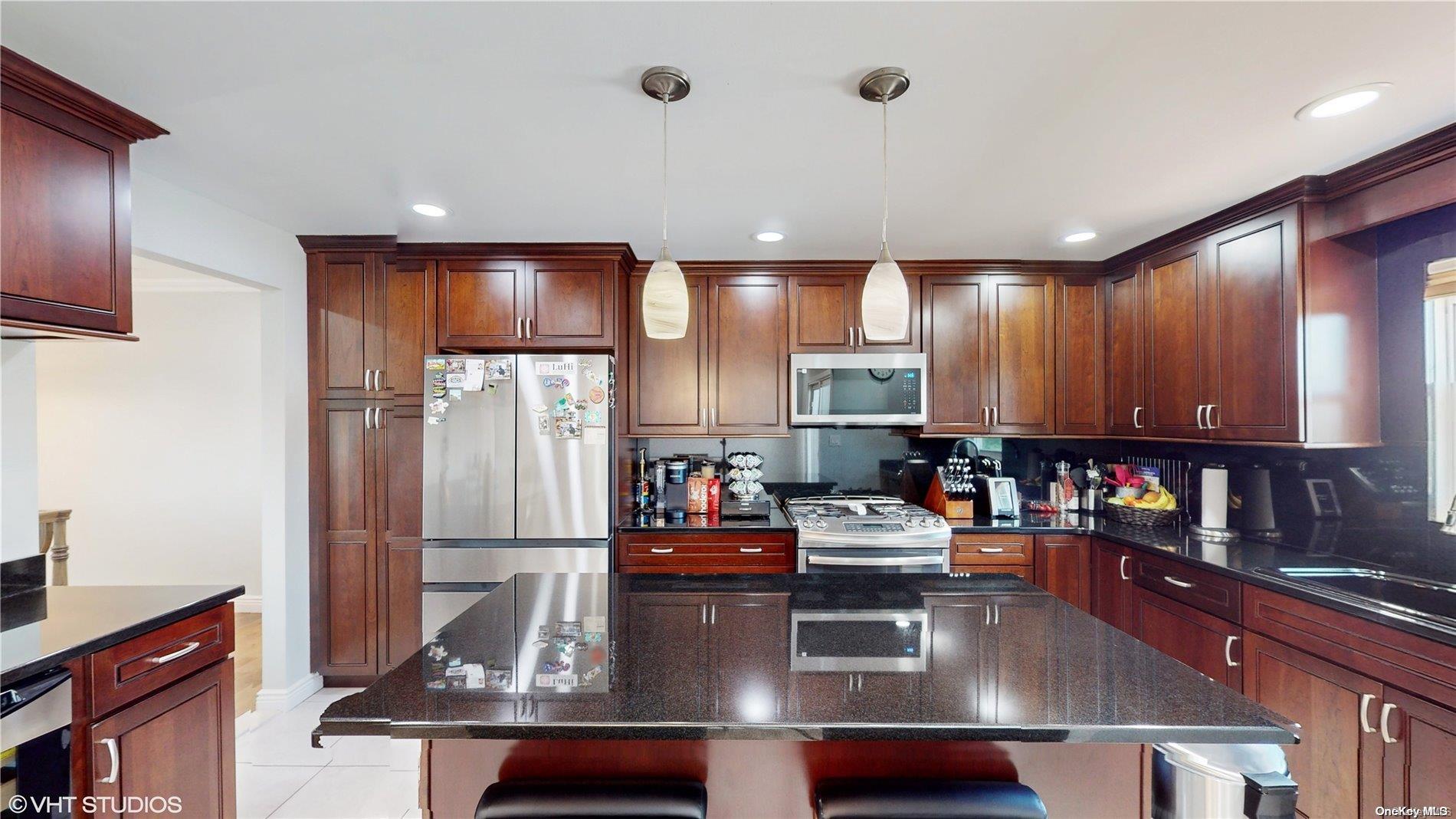 2727 Lee Place Property Photo 11