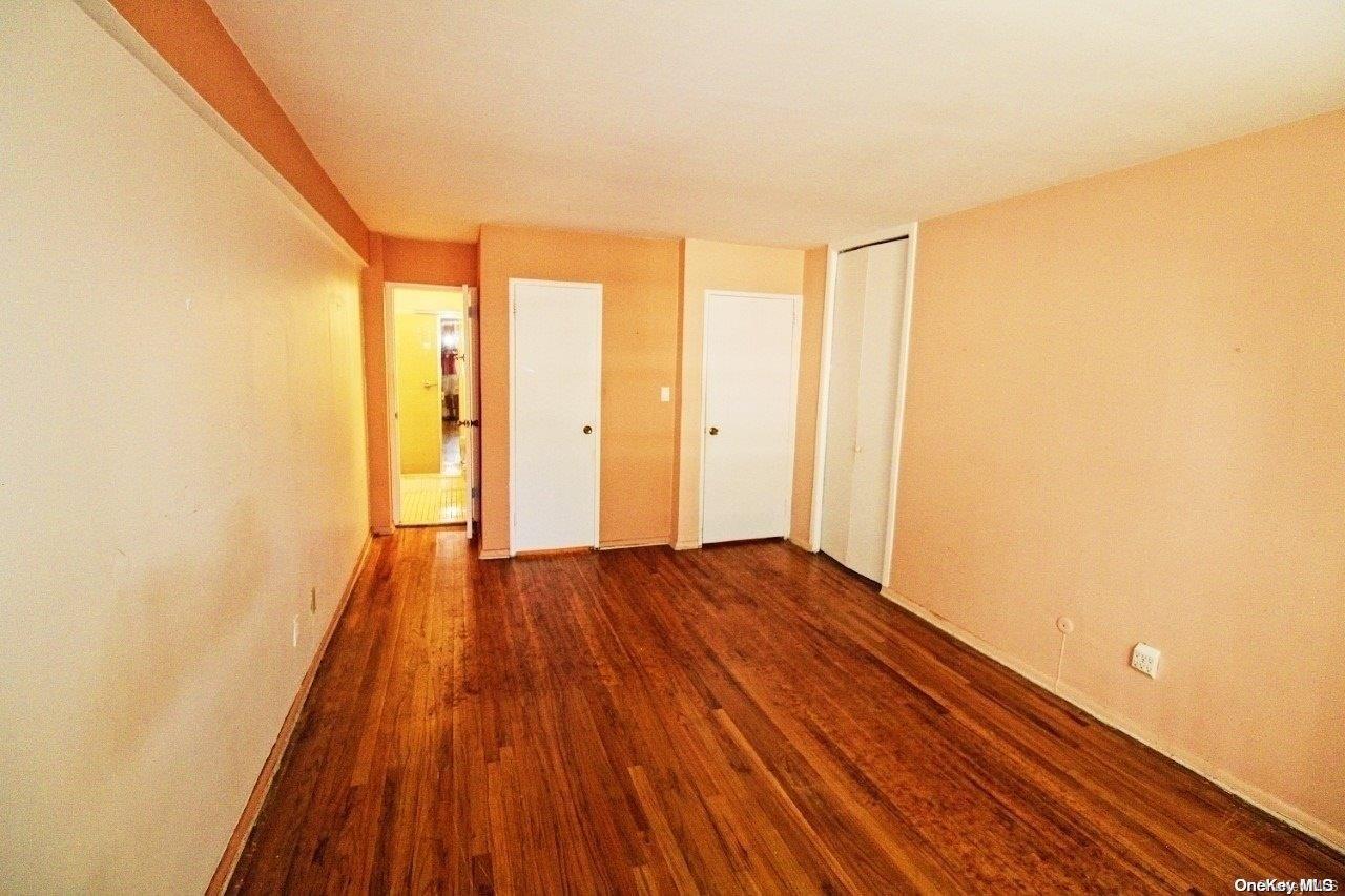 50 Hillpark Avenue 2l Property Photo 7