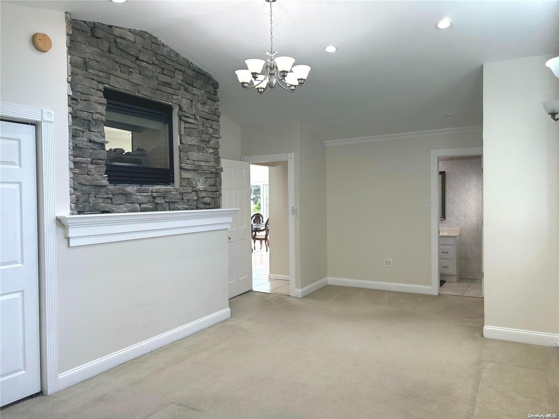 33 Hayrick Lane Property Photo 10