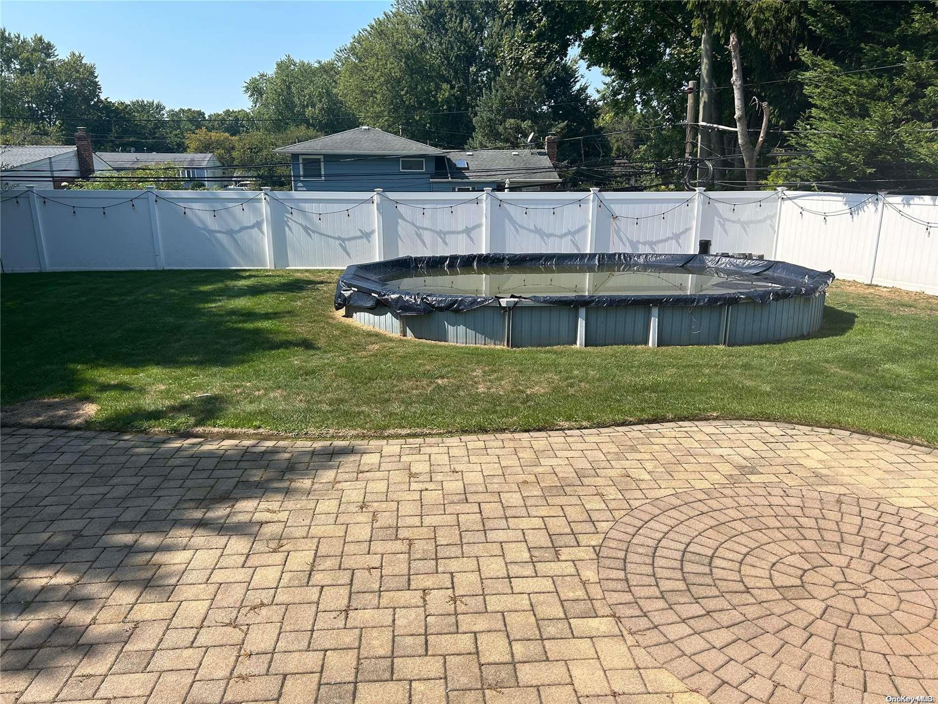 33 Hayrick Lane Property Photo 23