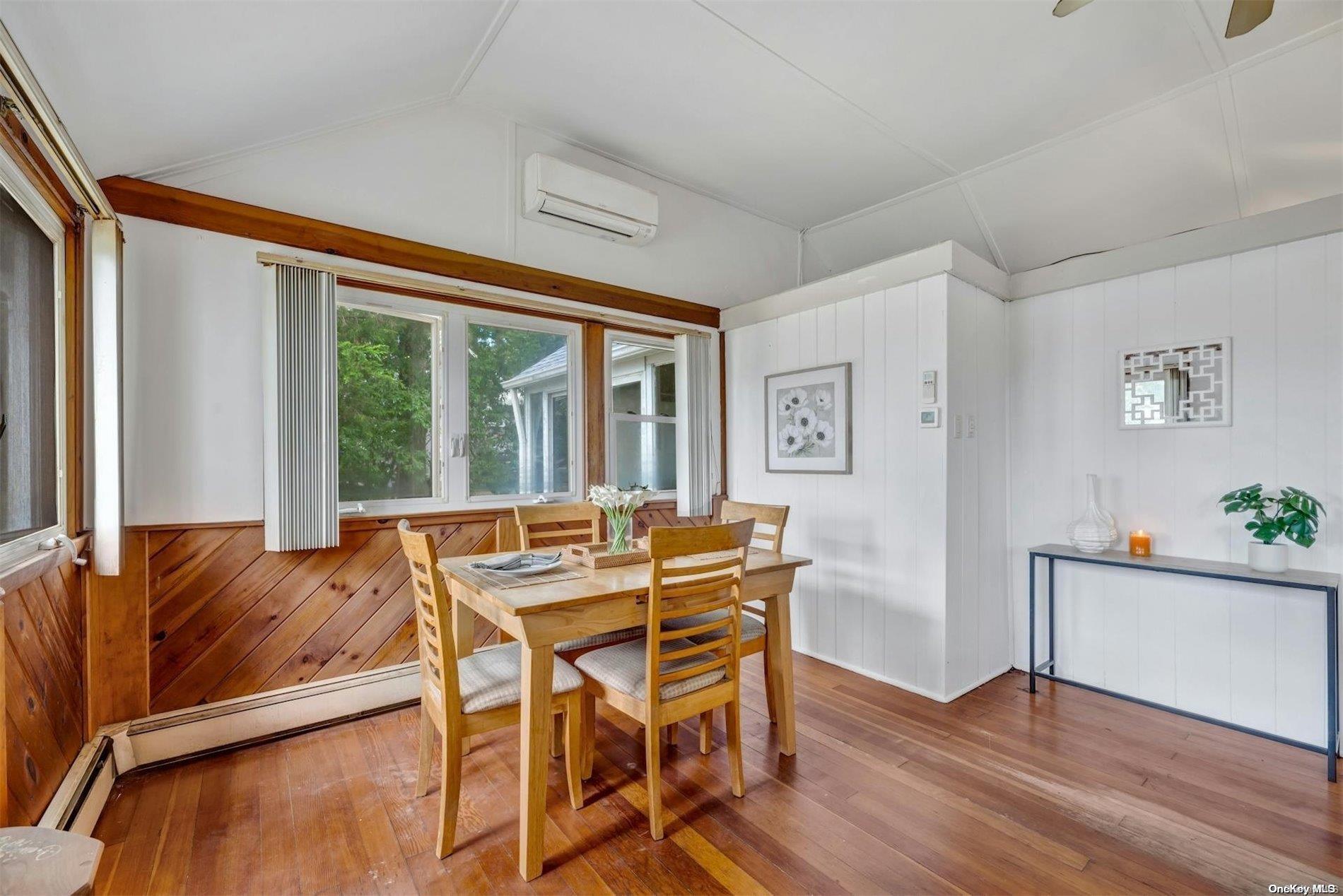 875 Oak Avenue Property Photo 10