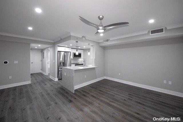 100 Glen Street N2118 Property Photo 3