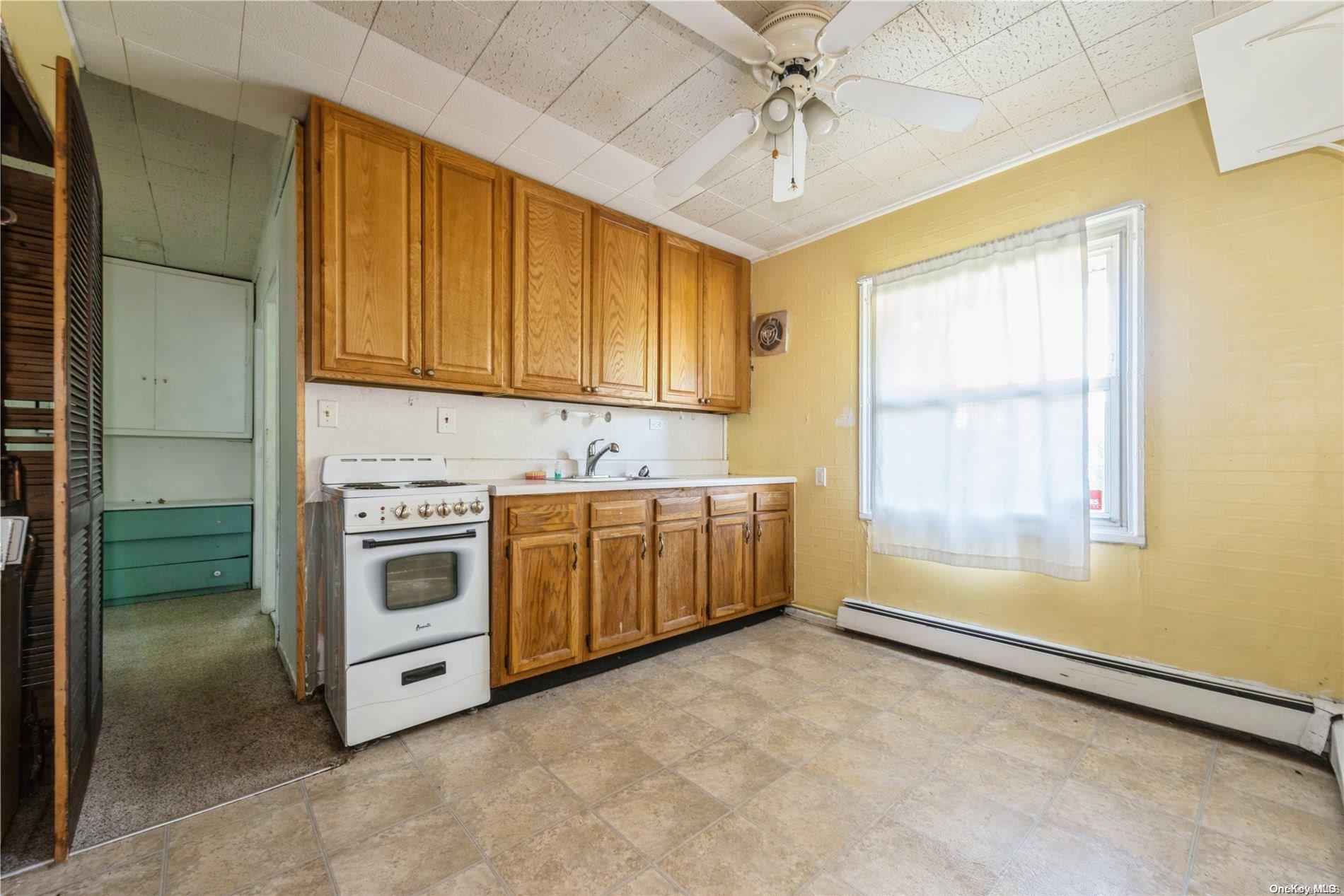 48 Bloomingdale Road Property Photo 6