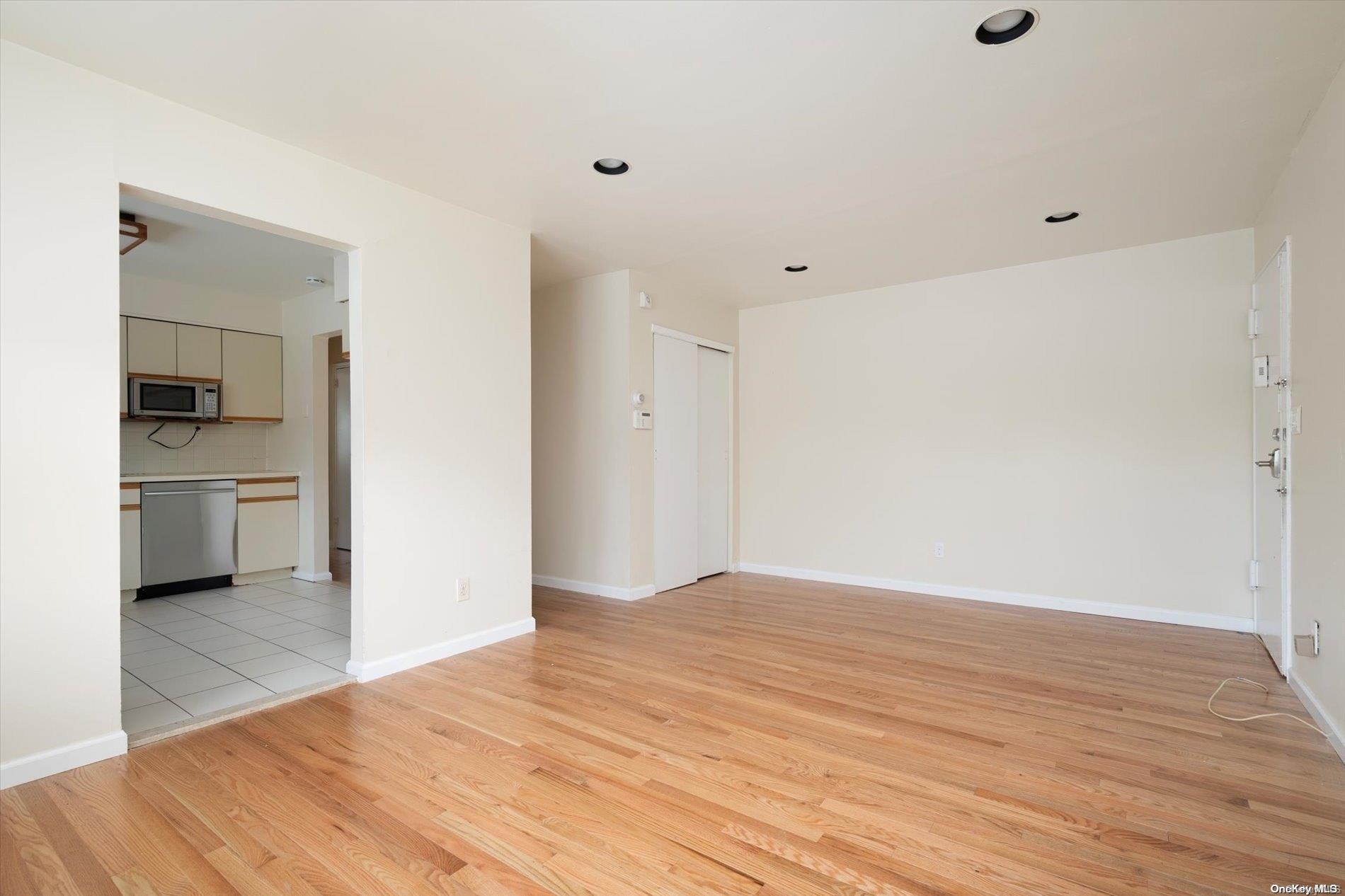 678 Fulton Street V11 Property Photo 4