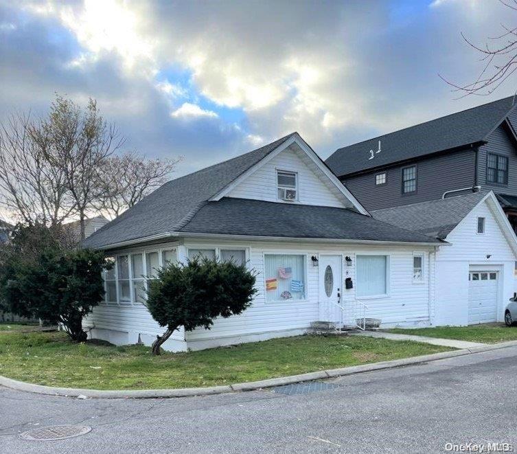 8 South Avenue Property Photo 1