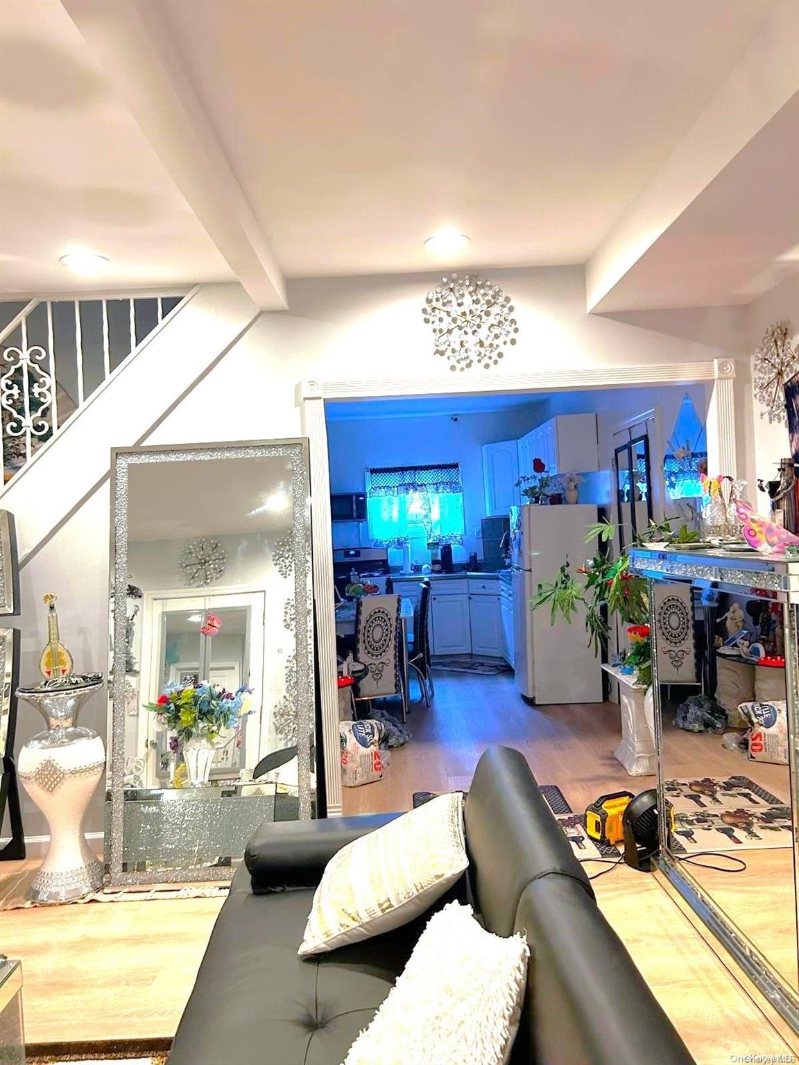 8 South Avenue Property Photo 2