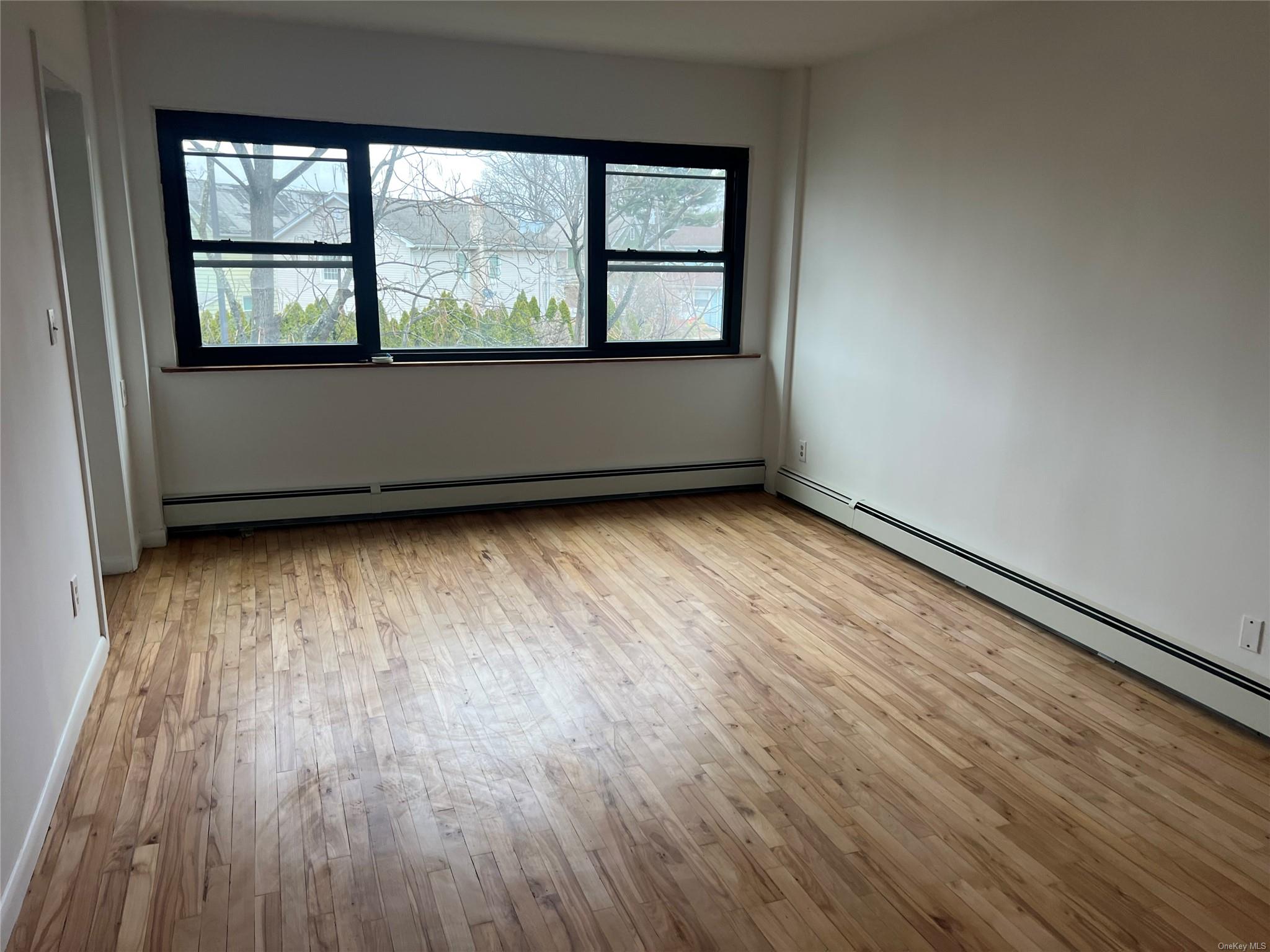 91 Tulip Avenue B-2 Property Photo 4