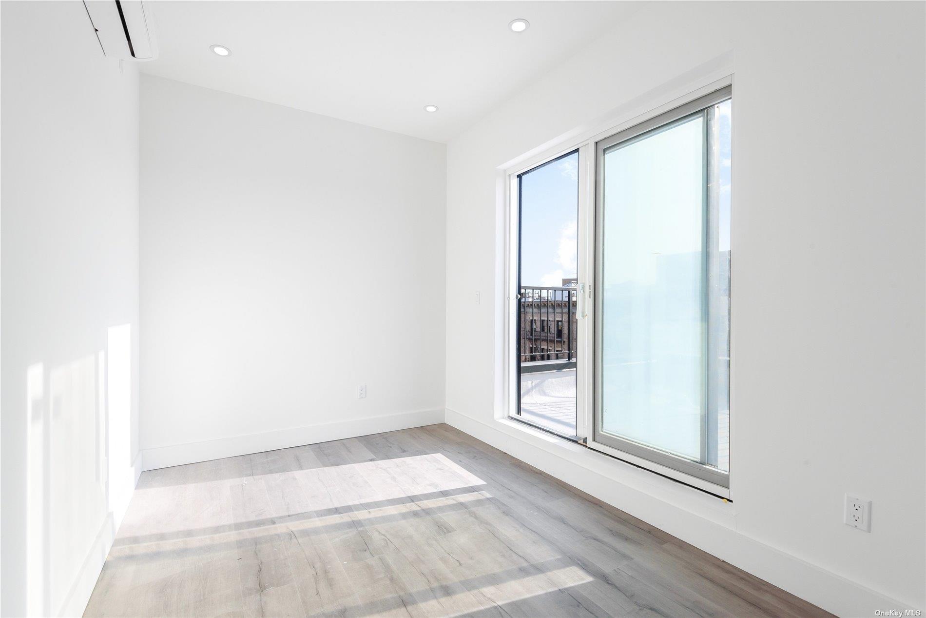 1207 Rogers Avenue Property Photo 15