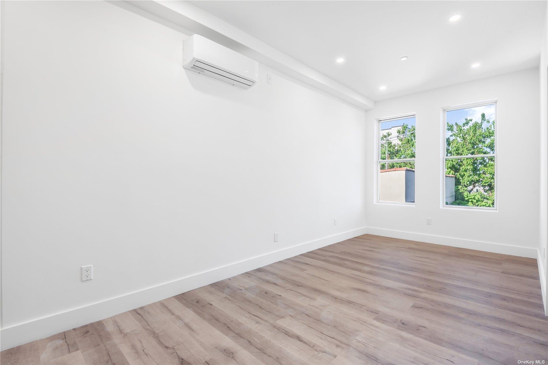 1207 Rogers Avenue Property Photo 25