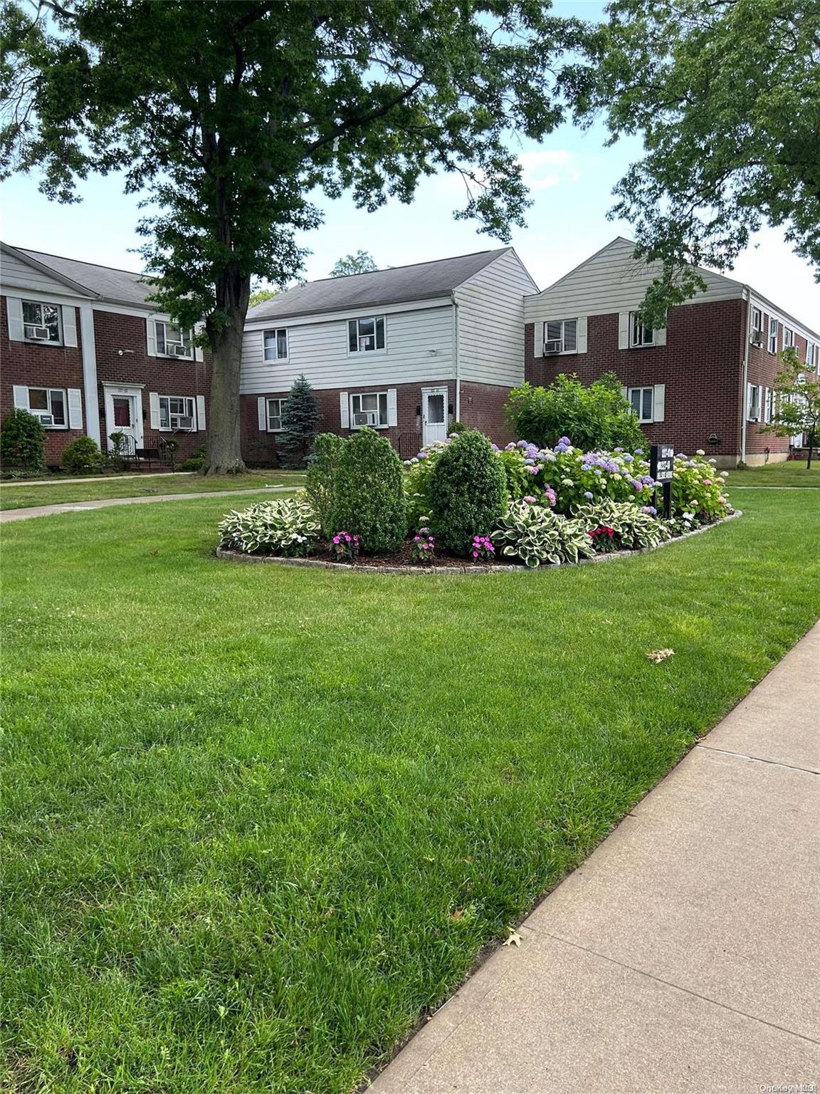 227-10 Hillside Avenue 47 Property Photo 22