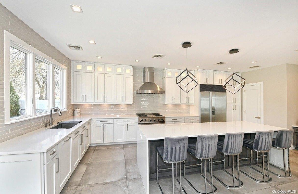 1083 Westminster Avenue Property Photo 10