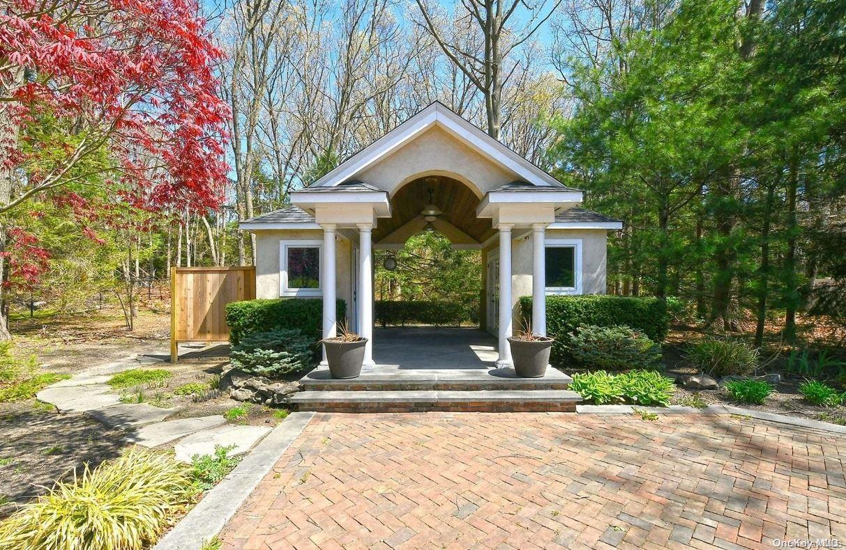 1083 Westminster Avenue Property Photo 29