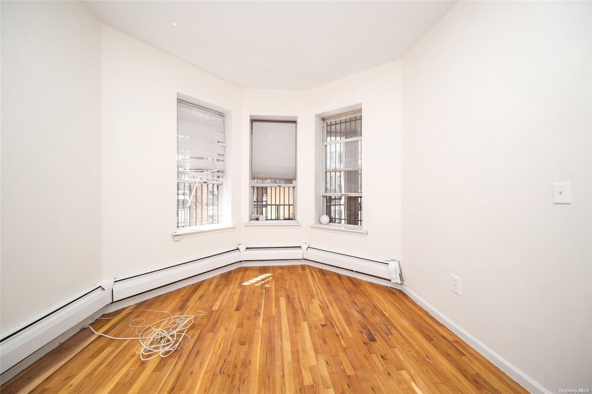 32-45 105th Street Property Photo 7