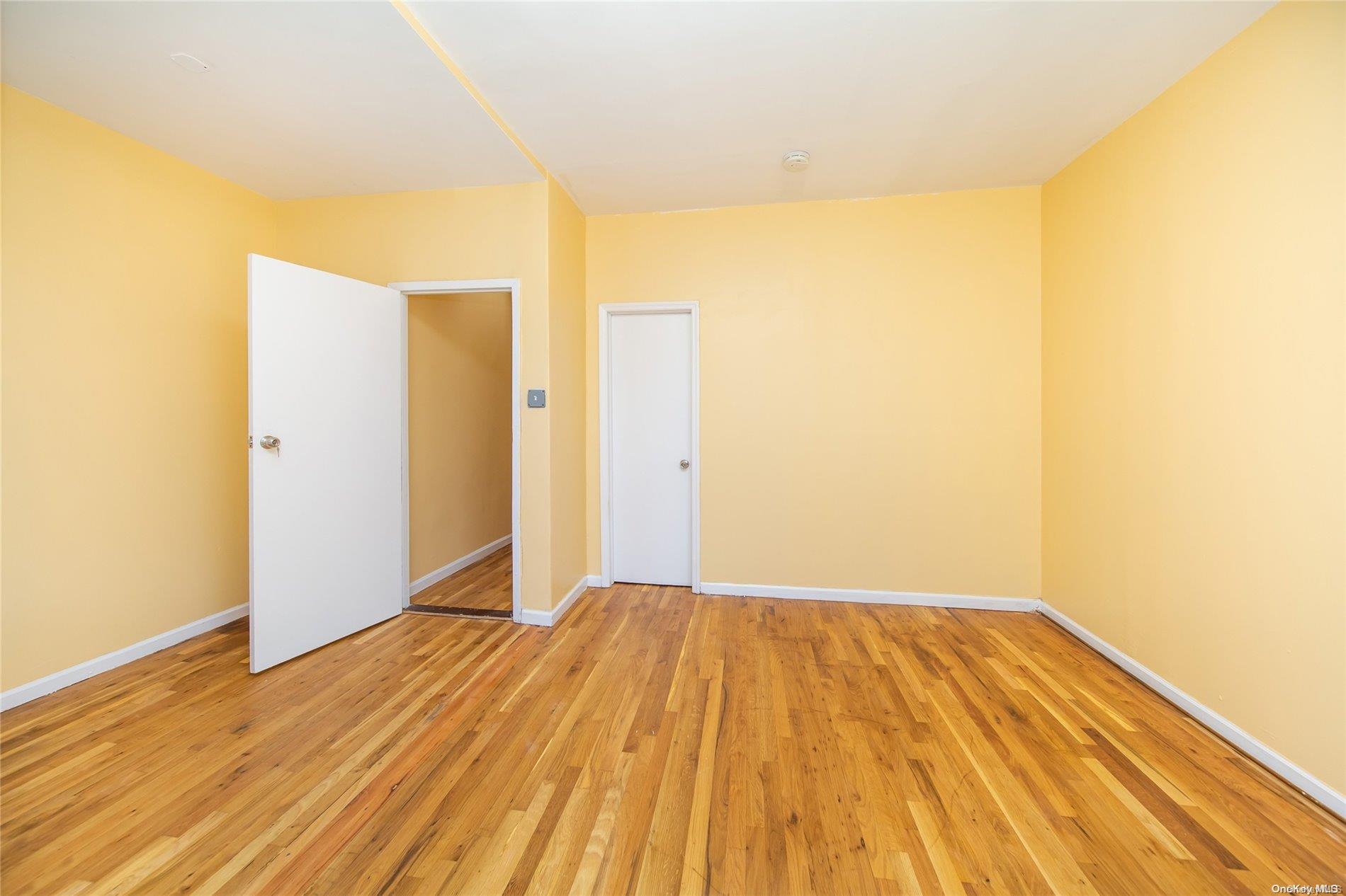 32-45 105th Street Property Photo 34