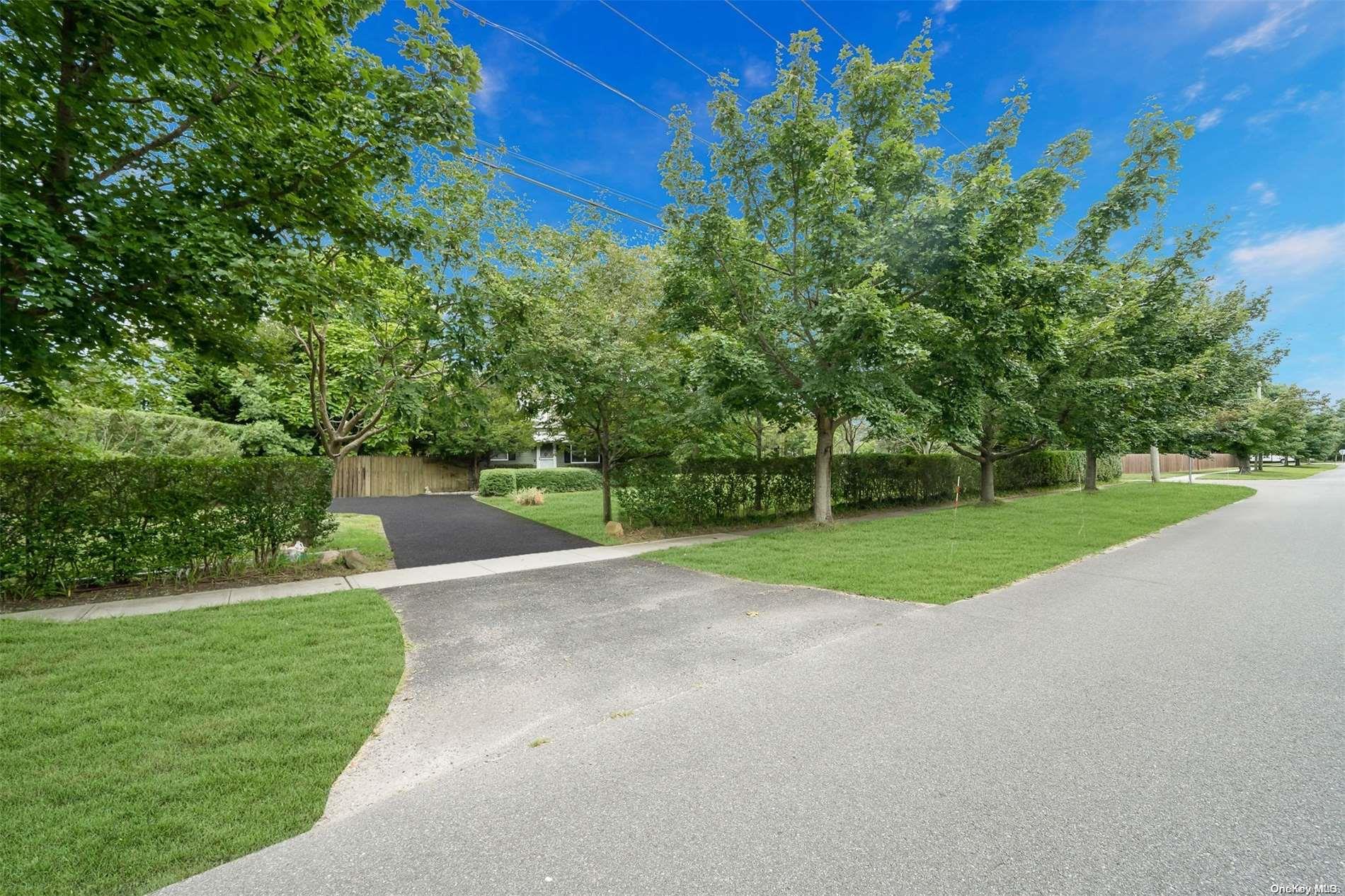 57 Seatuck Avenue Property Photo 3