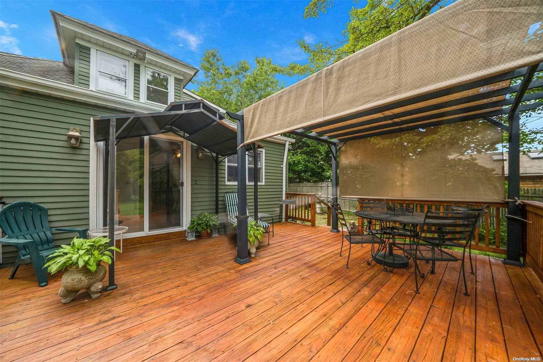 57 Seatuck Avenue Property Photo 19