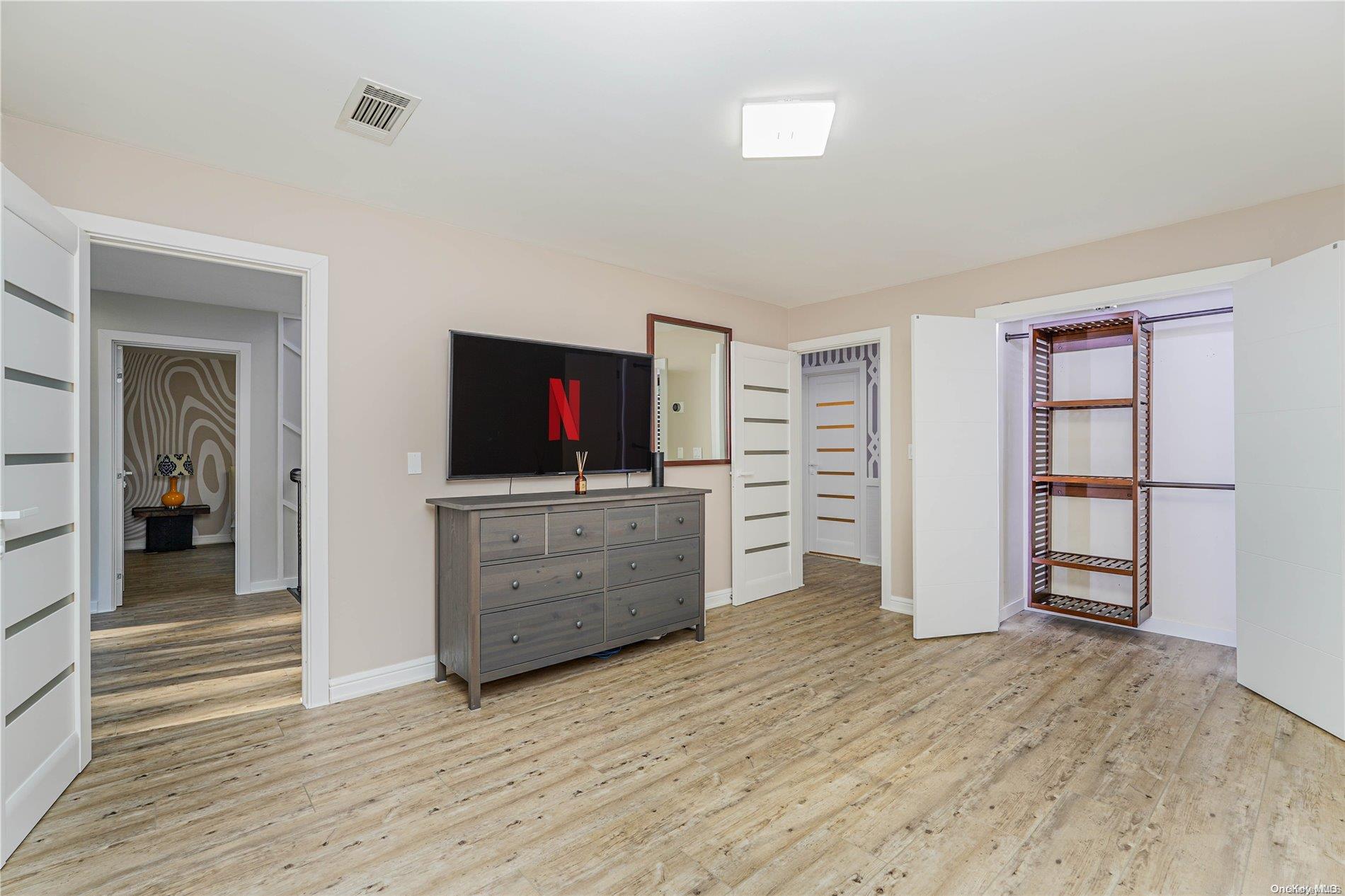 181 Androvette Avenue Property Photo 23