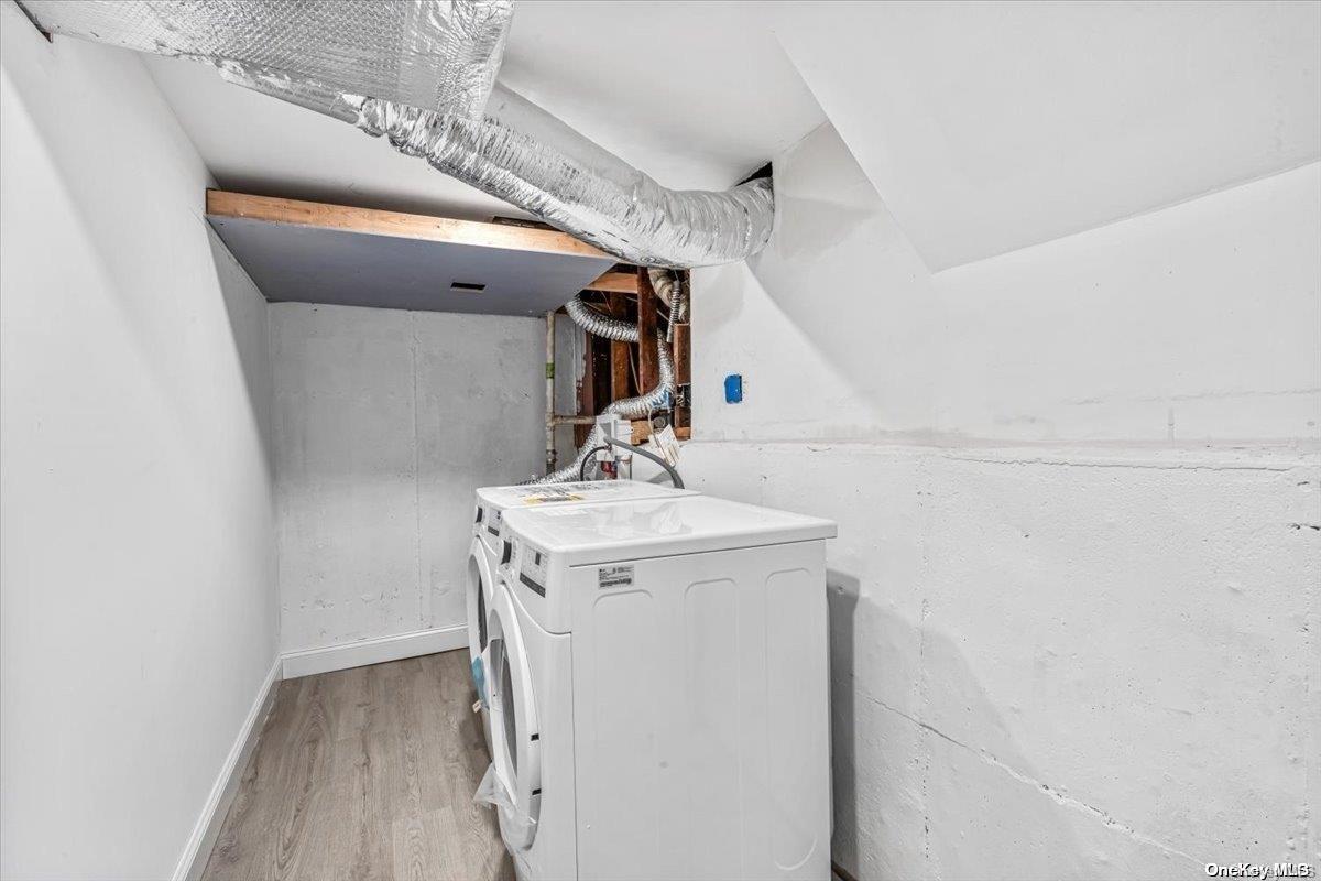 402 N Queens Avenue Property Photo 23