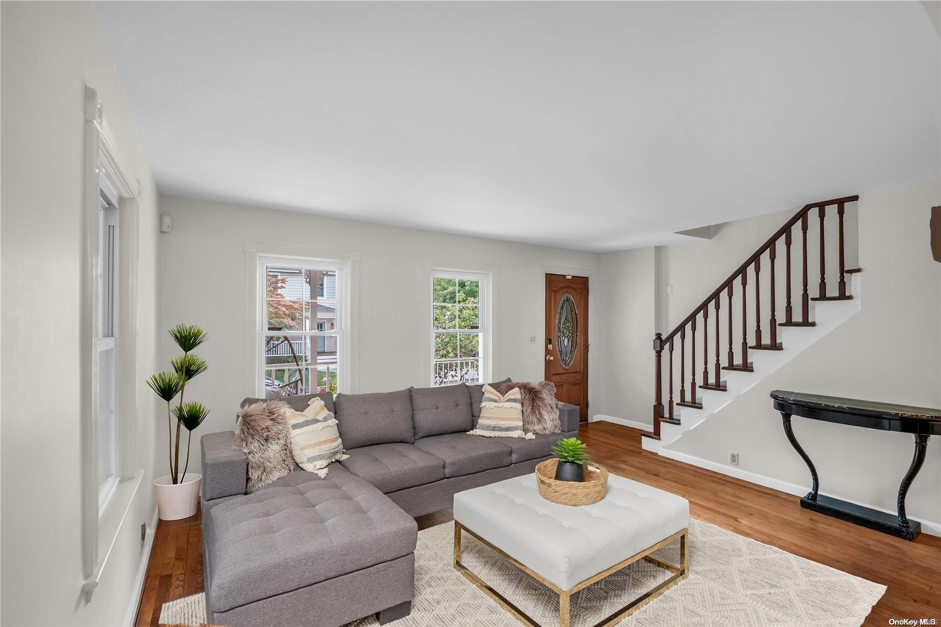 35 Henderson Avenue Property Photo 8
