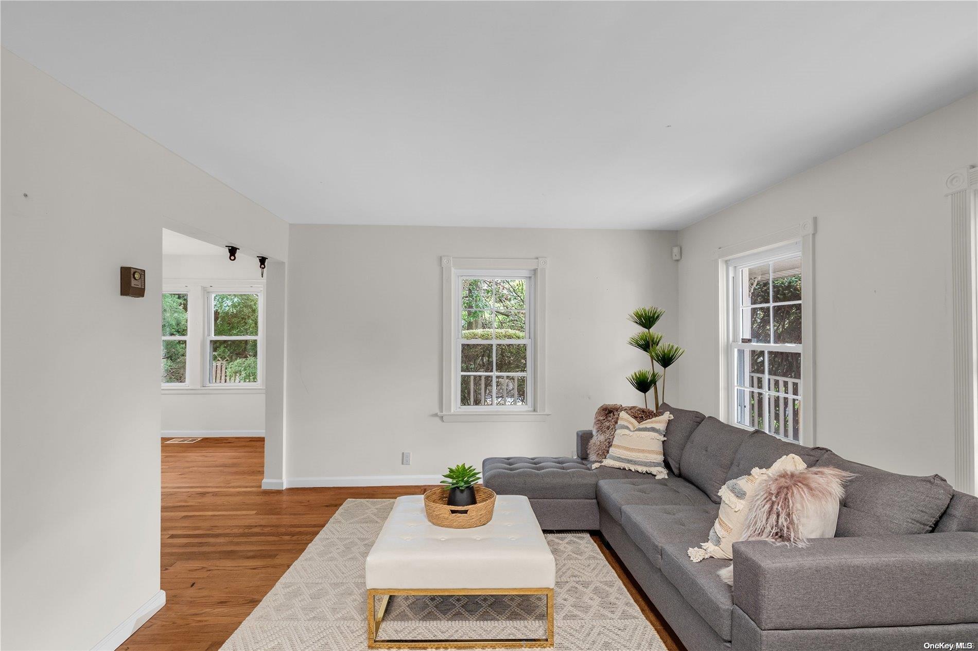35 Henderson Avenue Property Photo 10