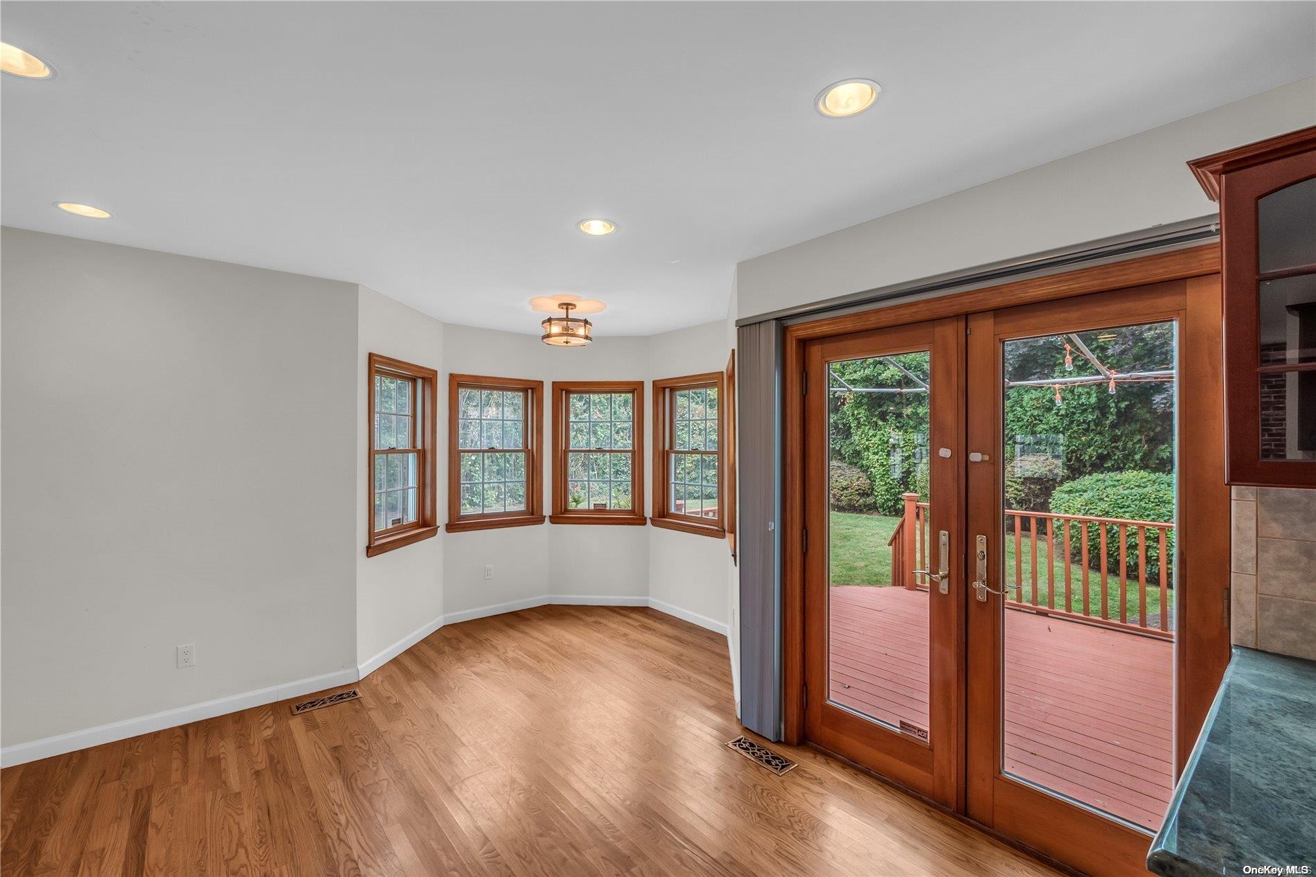 35 Henderson Avenue Property Photo 17