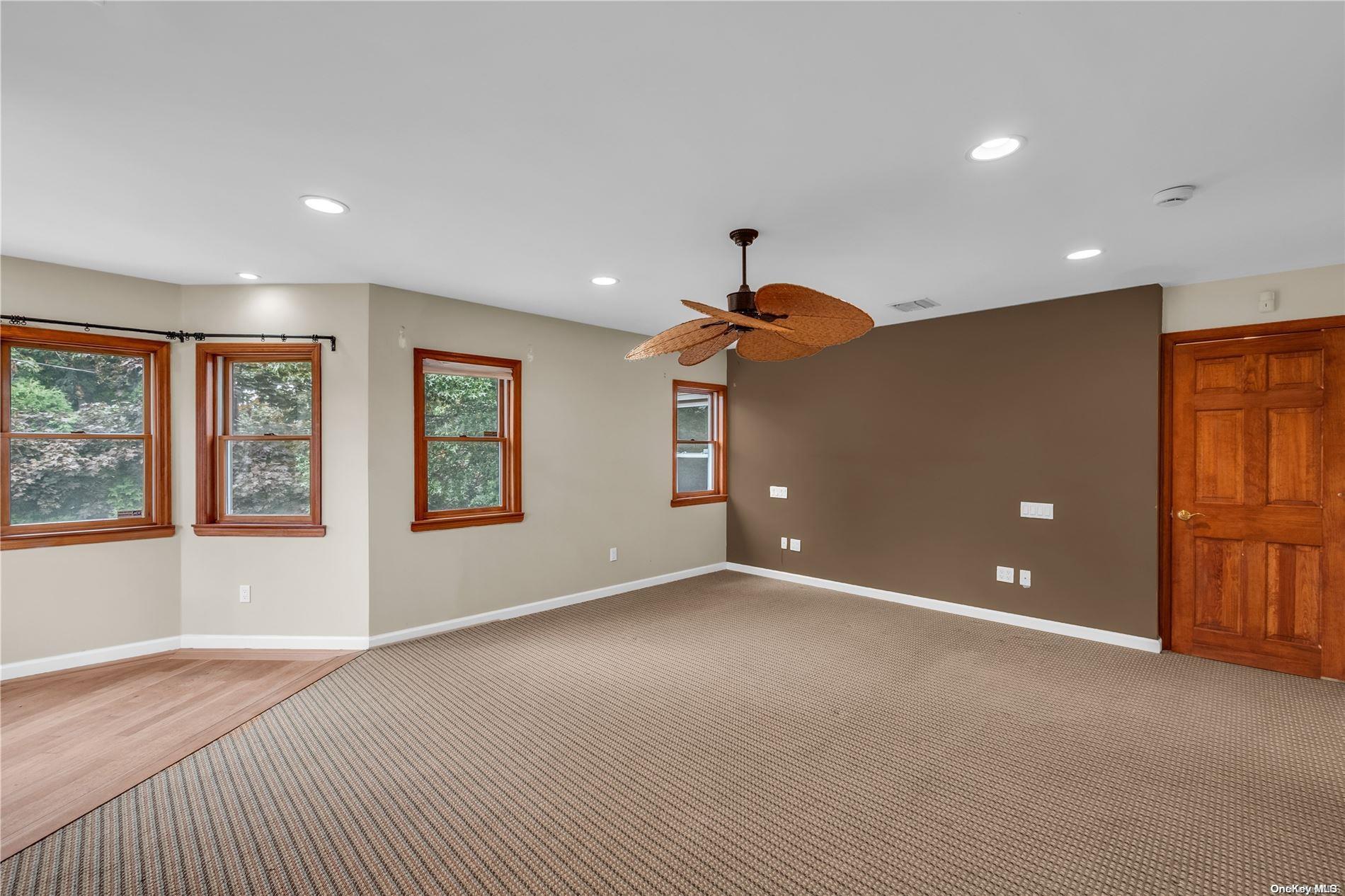 35 Henderson Avenue Property Photo 22