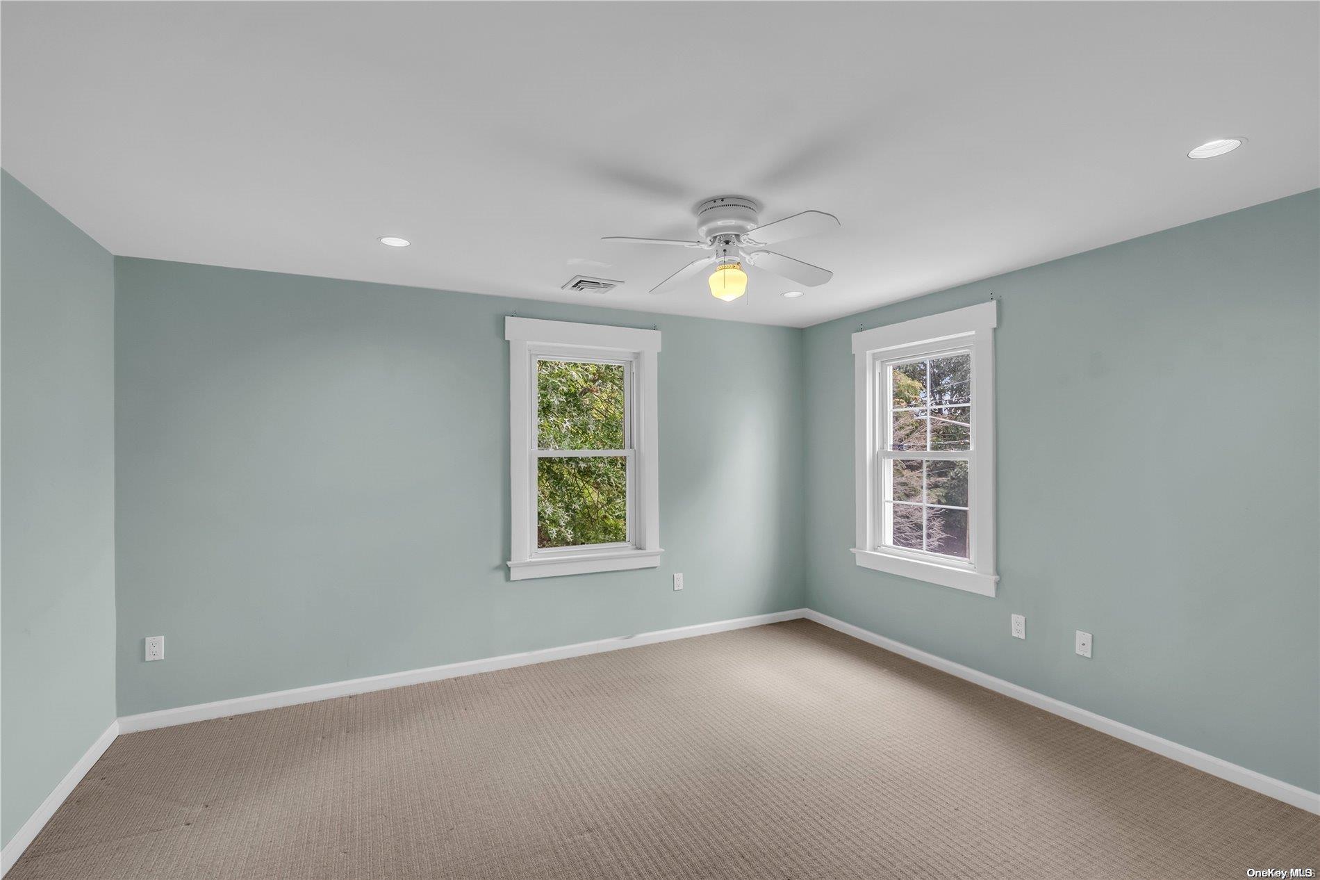 35 Henderson Avenue Property Photo 28