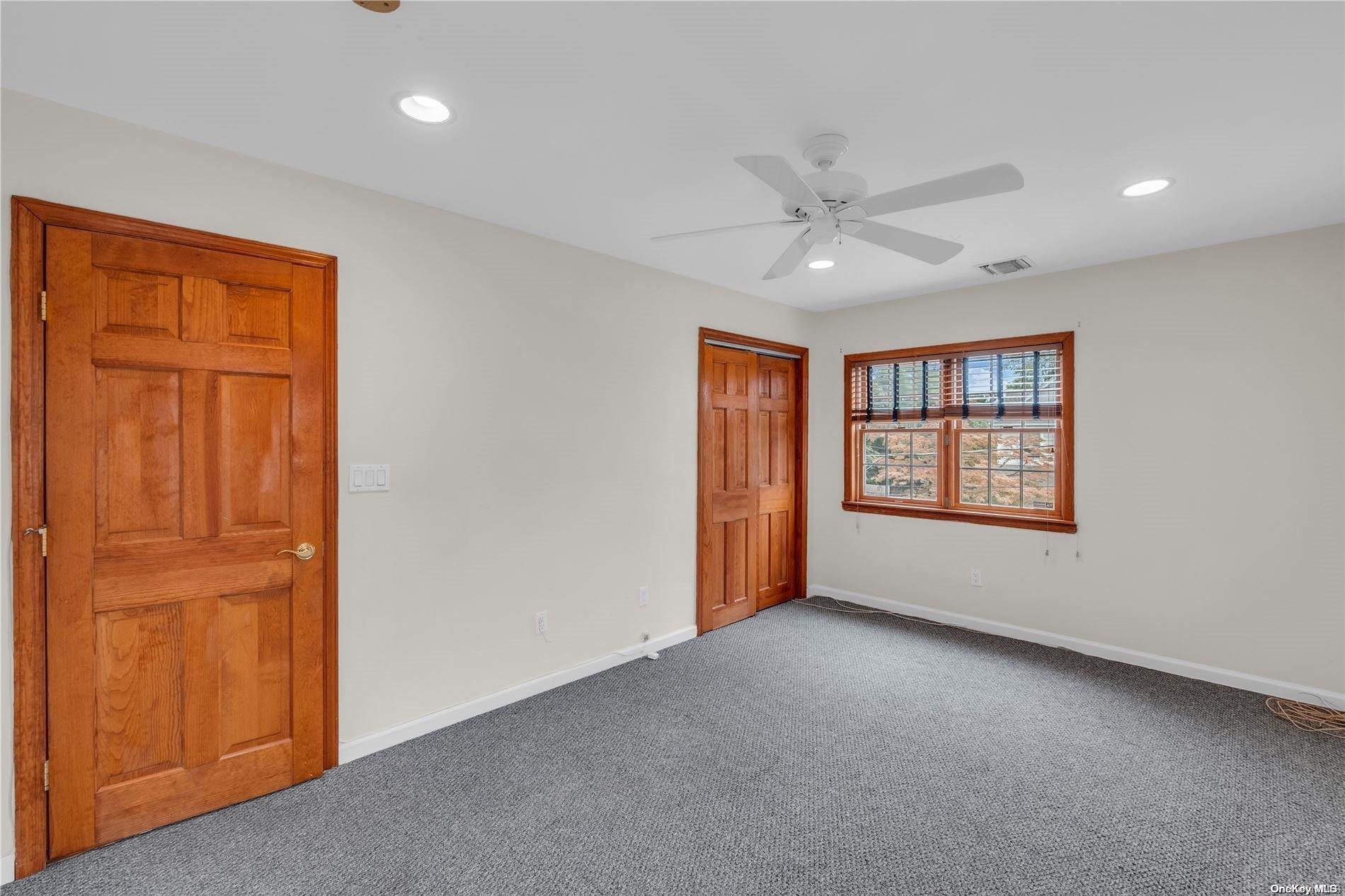 35 Henderson Avenue Property Photo 29
