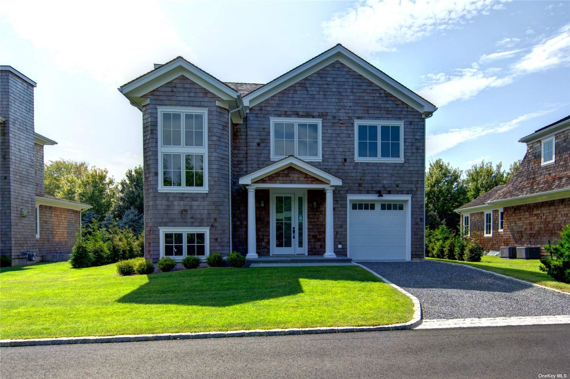 6 Crystal Mews Lane Property Photo 1