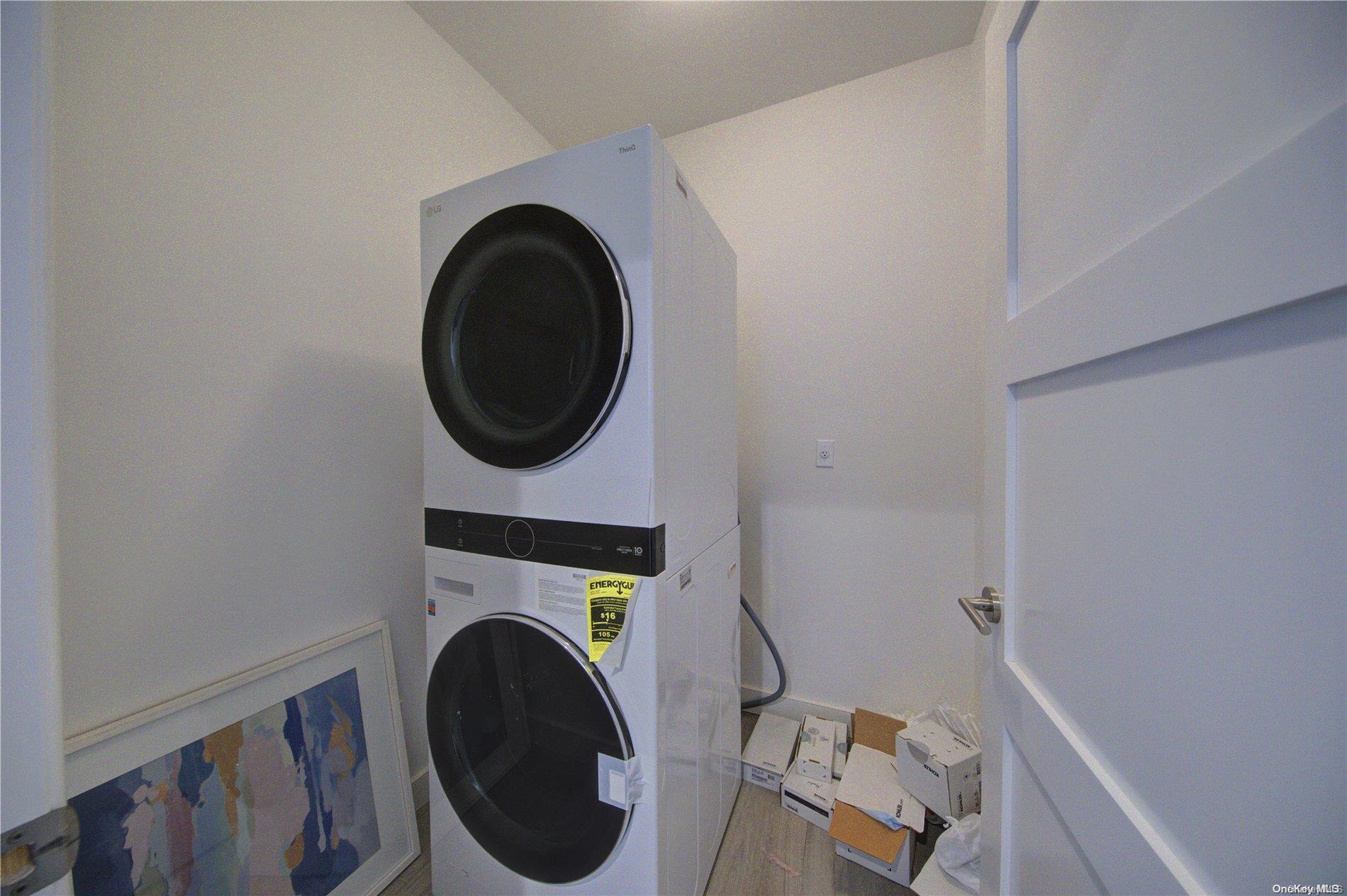 6 Crystal Mews Lane Property Photo 23
