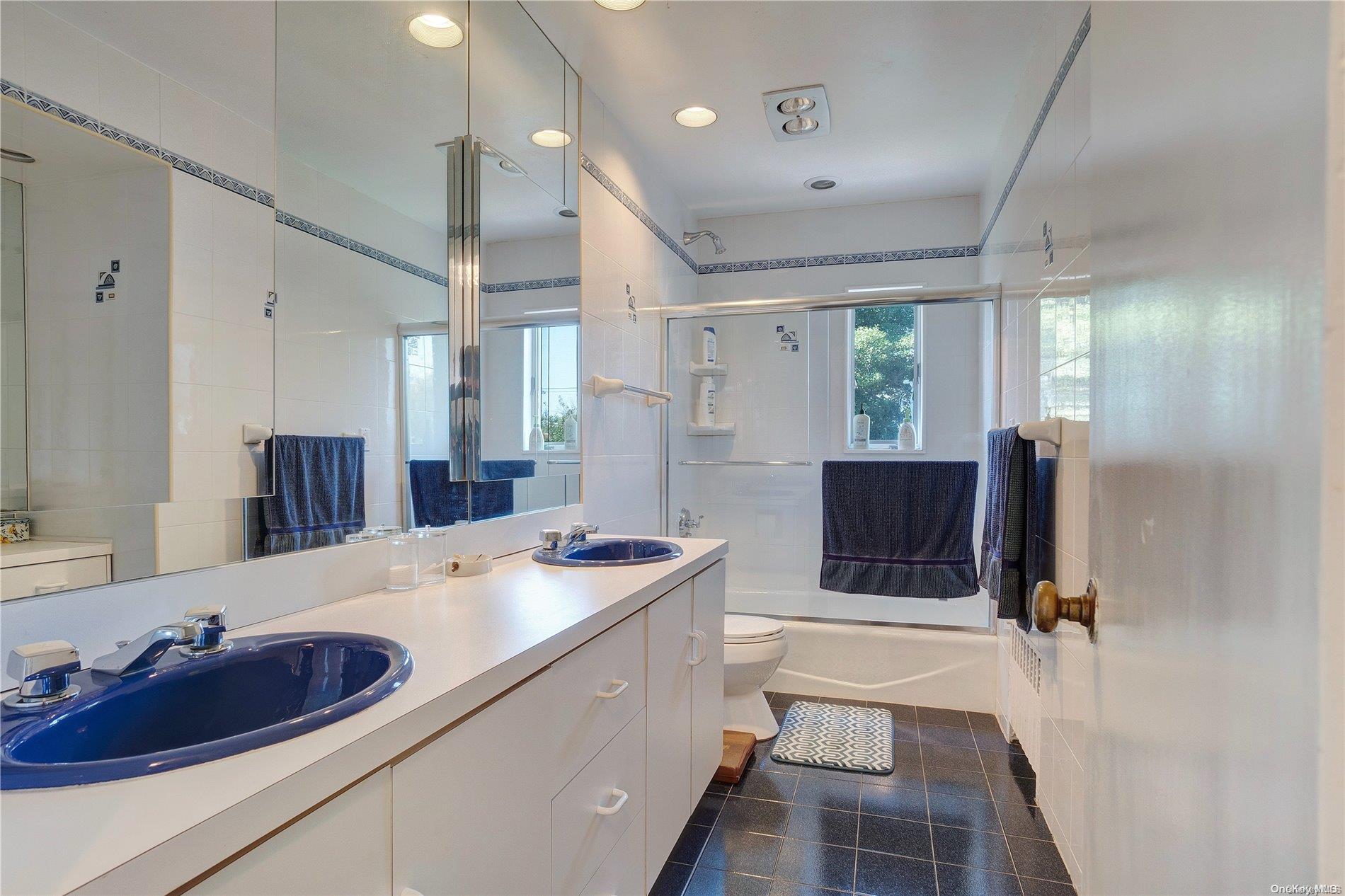 219 Beach 144th Street Property Photo 26