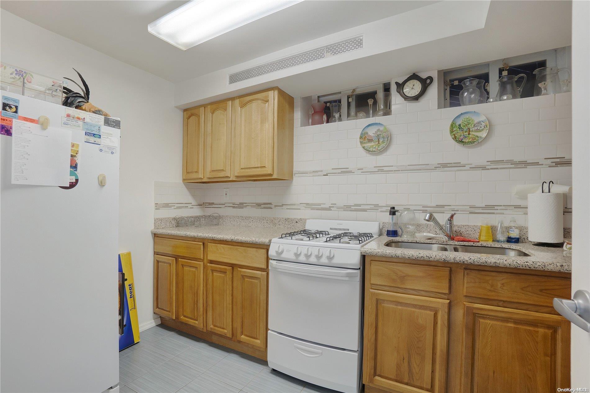 219 Beach 144th Street Property Photo 34
