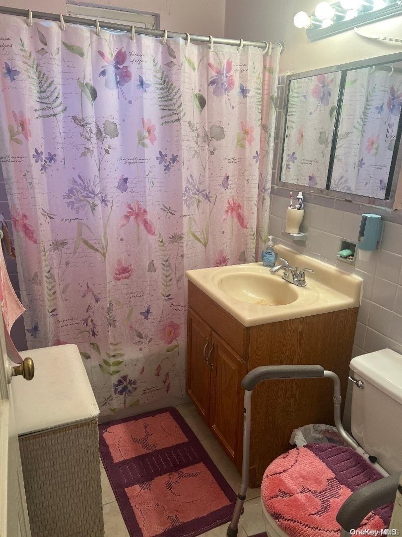 88-10 155 Avenue 2r Property Photo 10