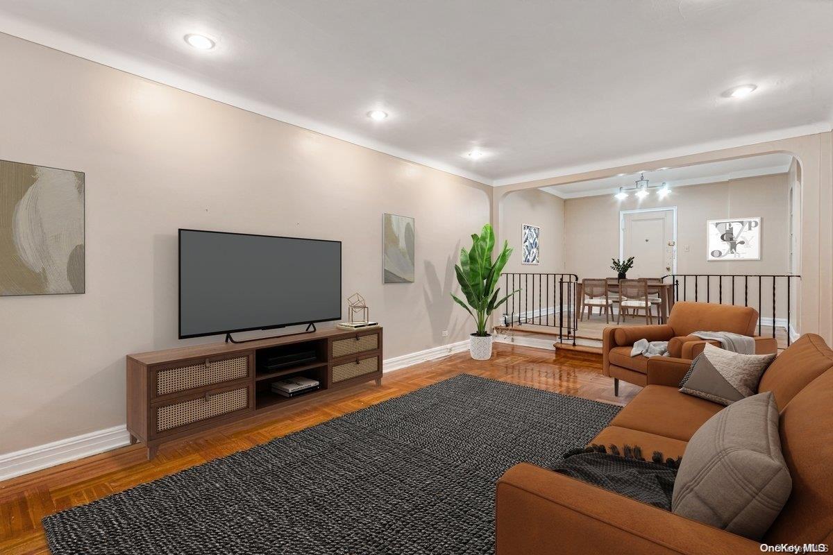 84-49 168 Street 5c Property Photo 2