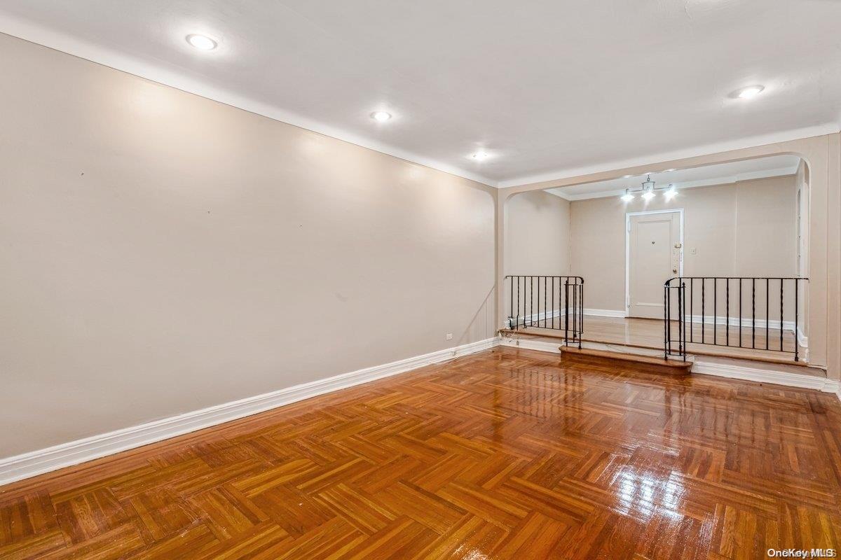 84-49 168 Street 5c Property Photo 3