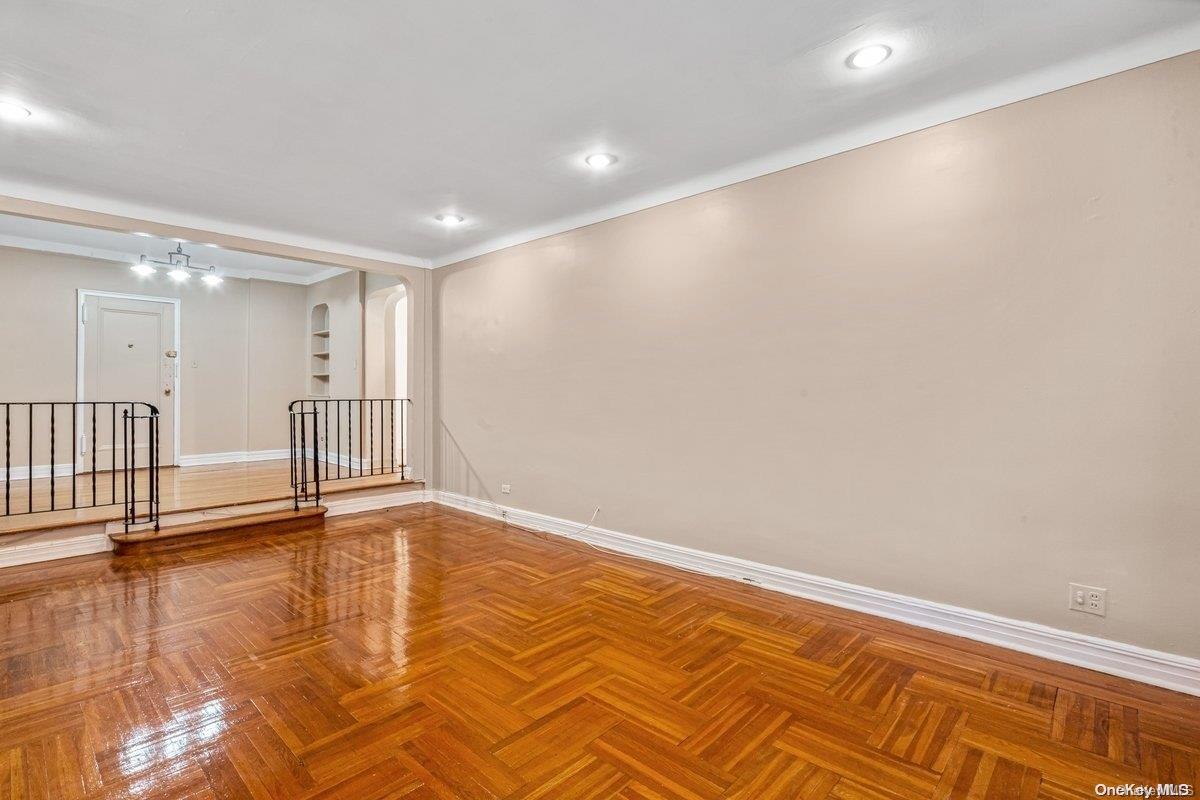 84-49 168 Street 5c Property Photo 4