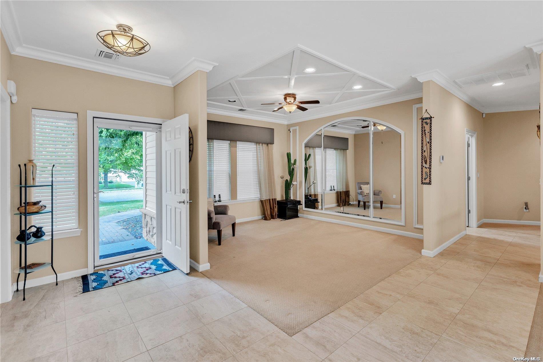 7 Country Woods Drive Property Photo 3