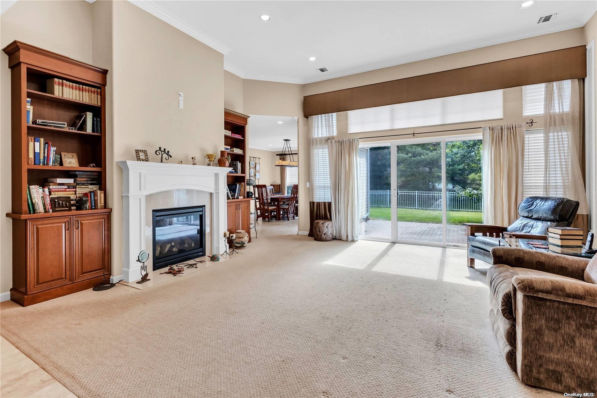 7 Country Woods Drive Property Photo 6