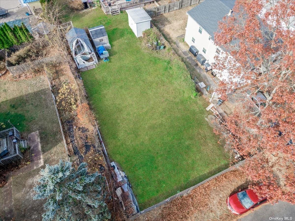 Maplewood Drive Property Photo 5