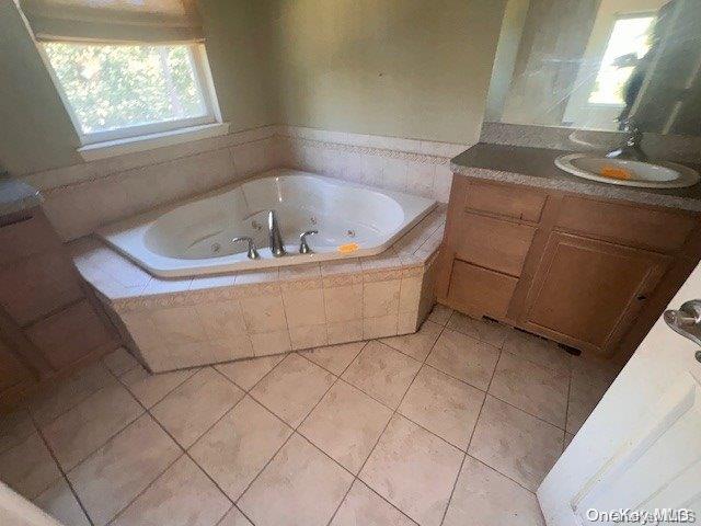 3 Nick Property Photo 11
