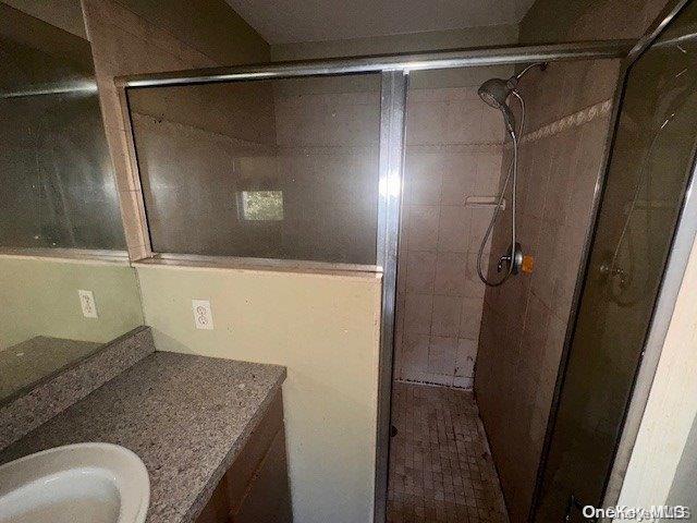3 Nick Property Photo 12